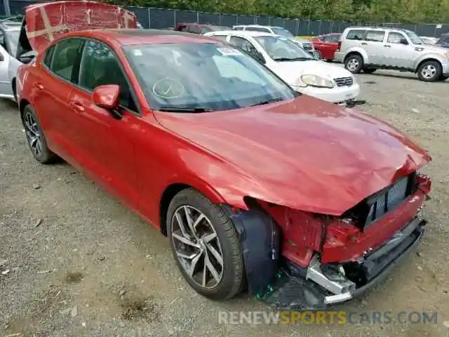 1 Photograph of a damaged car 7JRA22TK9KG003532 VOLVO S60 2019