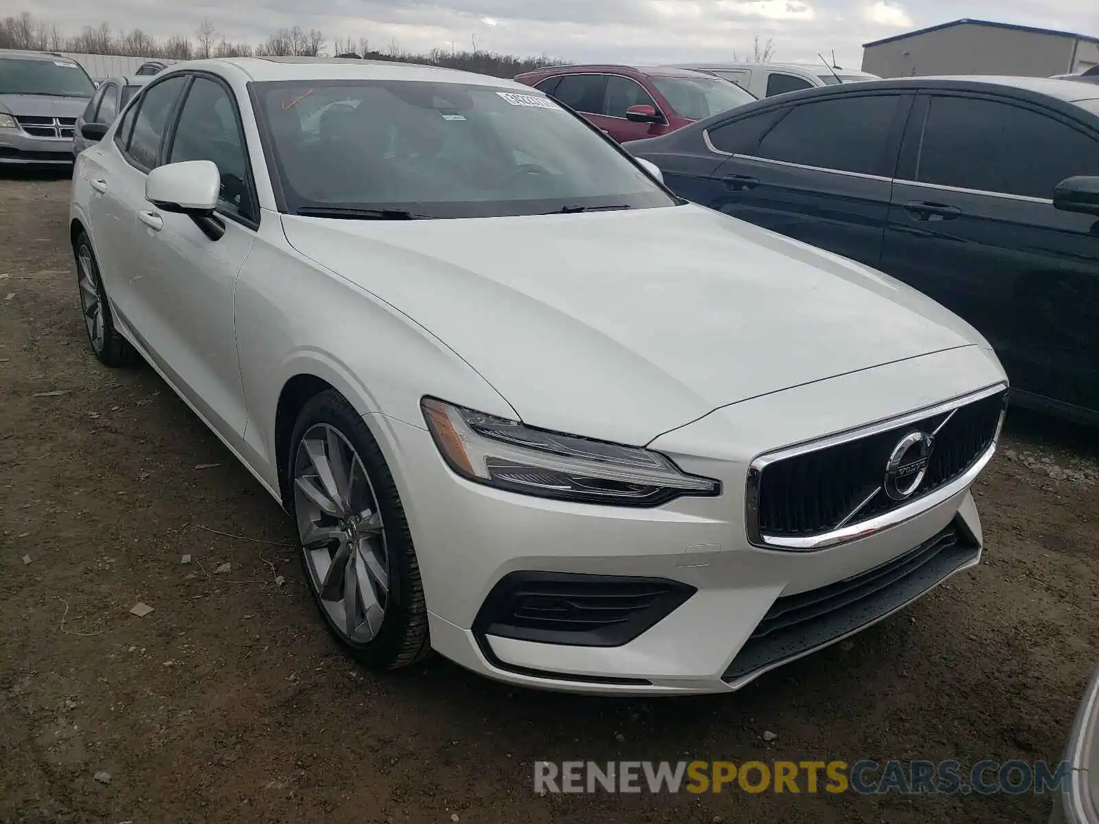 1 Photograph of a damaged car 7JRA22TK9KG008780 VOLVO S60 2019