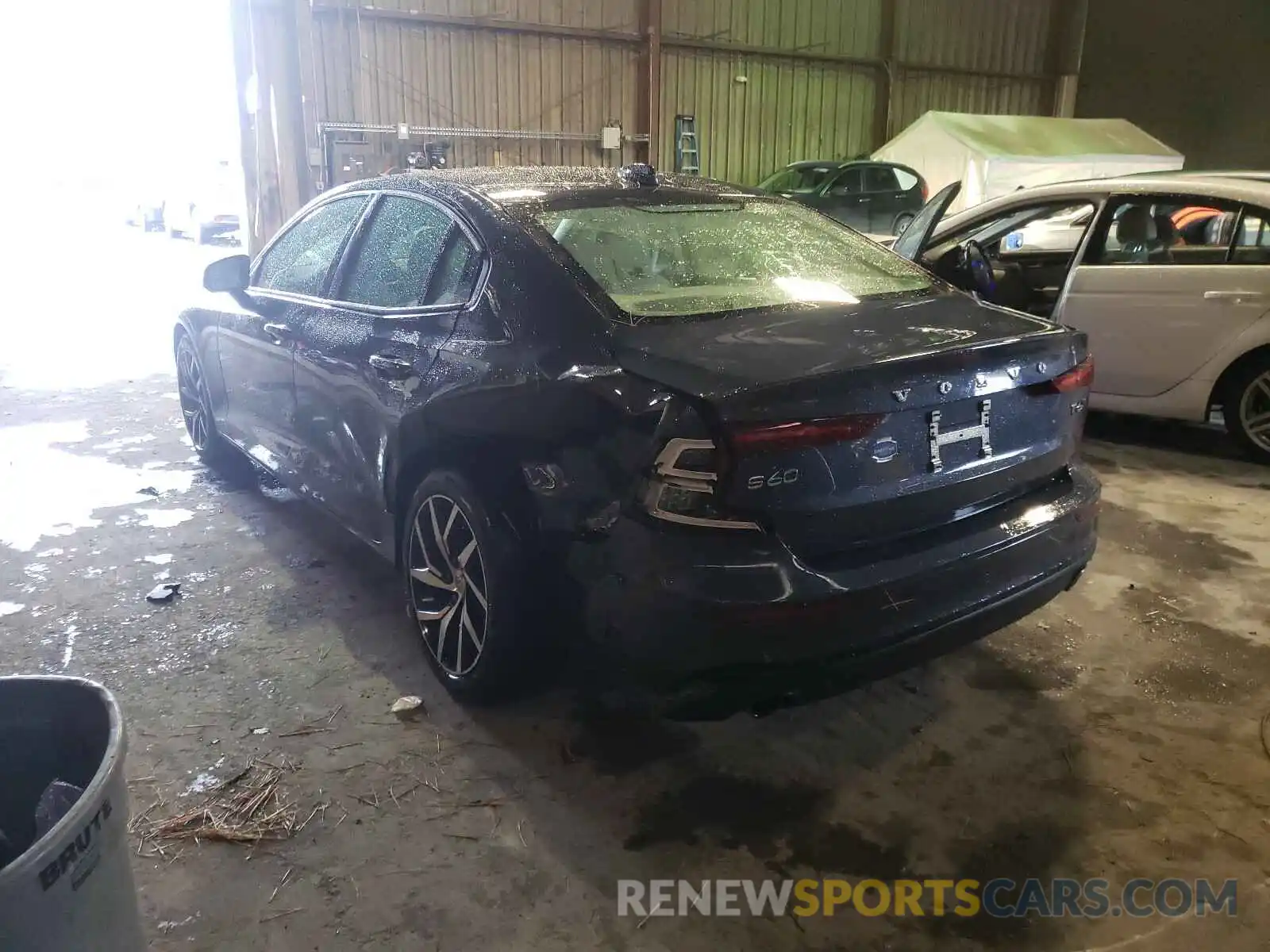 3 Photograph of a damaged car 7JRA22TKXKG008626 VOLVO S60 2019