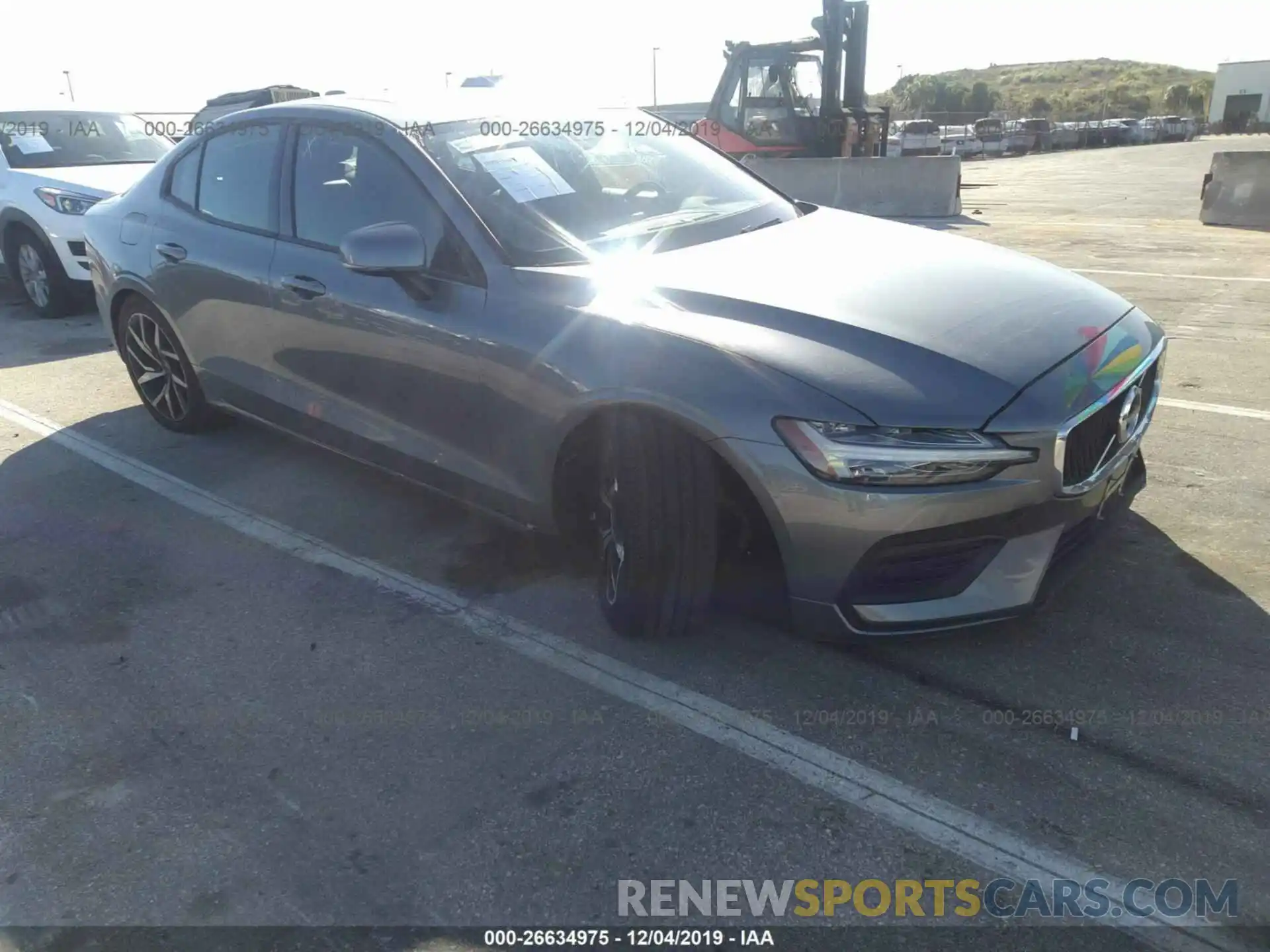 1 Photograph of a damaged car 7JRA22TKXKG010344 VOLVO S60 2019