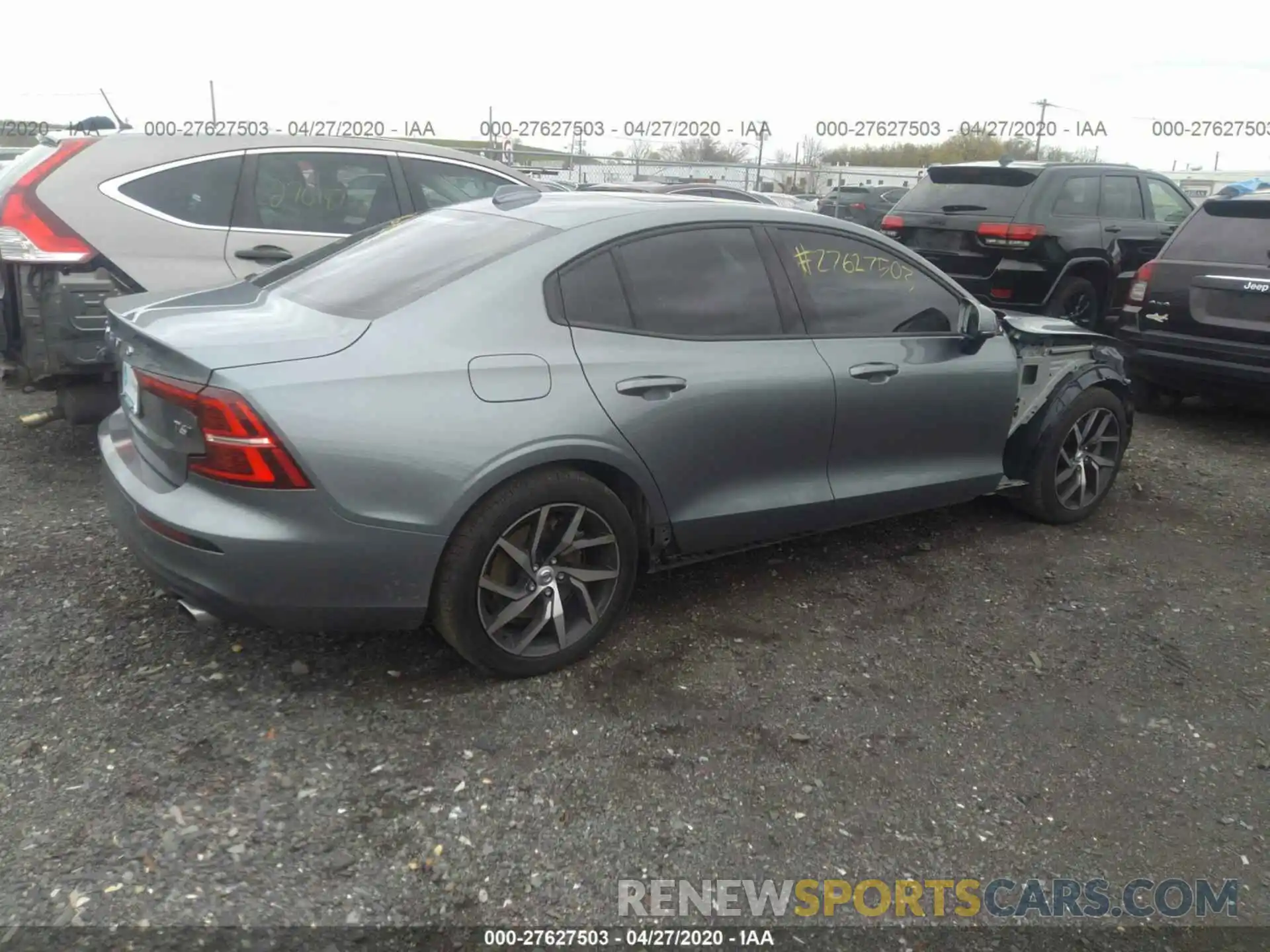 4 Фотография поврежденного автомобиля 7JRA22TKXKG010408 VOLVO S60 2019