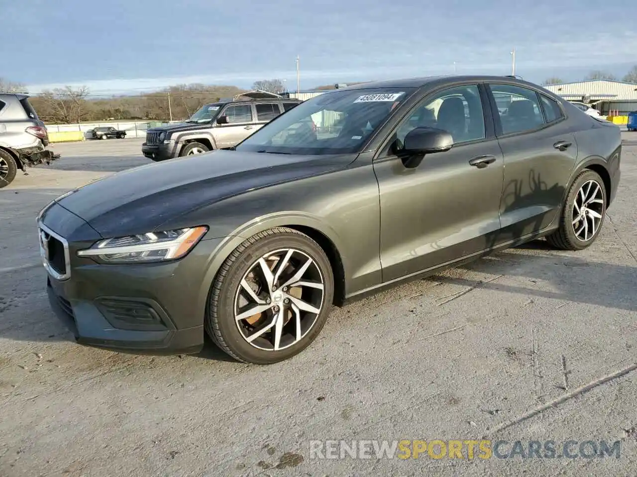 1 Photograph of a damaged car 7JRA22TKXKG011705 VOLVO S60 2019