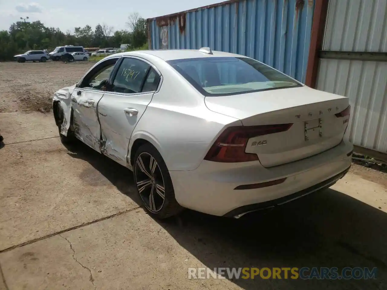 3 Photograph of a damaged car 7JRA22TL2KG007852 VOLVO S60 2019