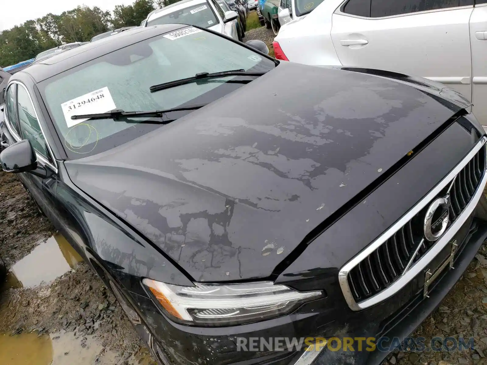 1 Photograph of a damaged car 7JRA22TL3KG013692 VOLVO S60 2019