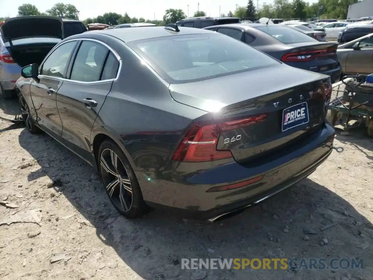 3 Фотография поврежденного автомобиля 7JRA22TL3KG016656 VOLVO S60 2019