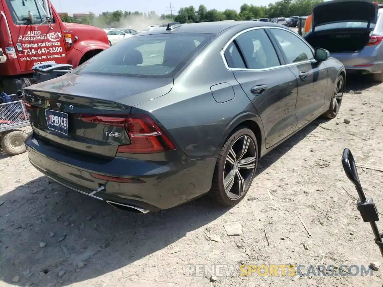 4 Photograph of a damaged car 7JRA22TL3KG016656 VOLVO S60 2019