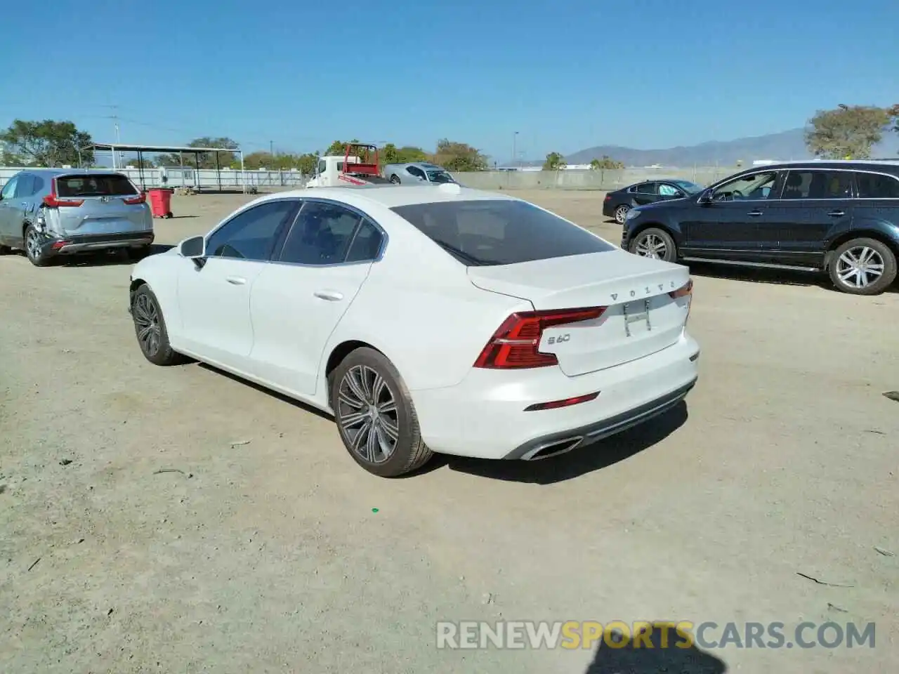 3 Photograph of a damaged car 7JRA22TL5KG009868 VOLVO S60 2019