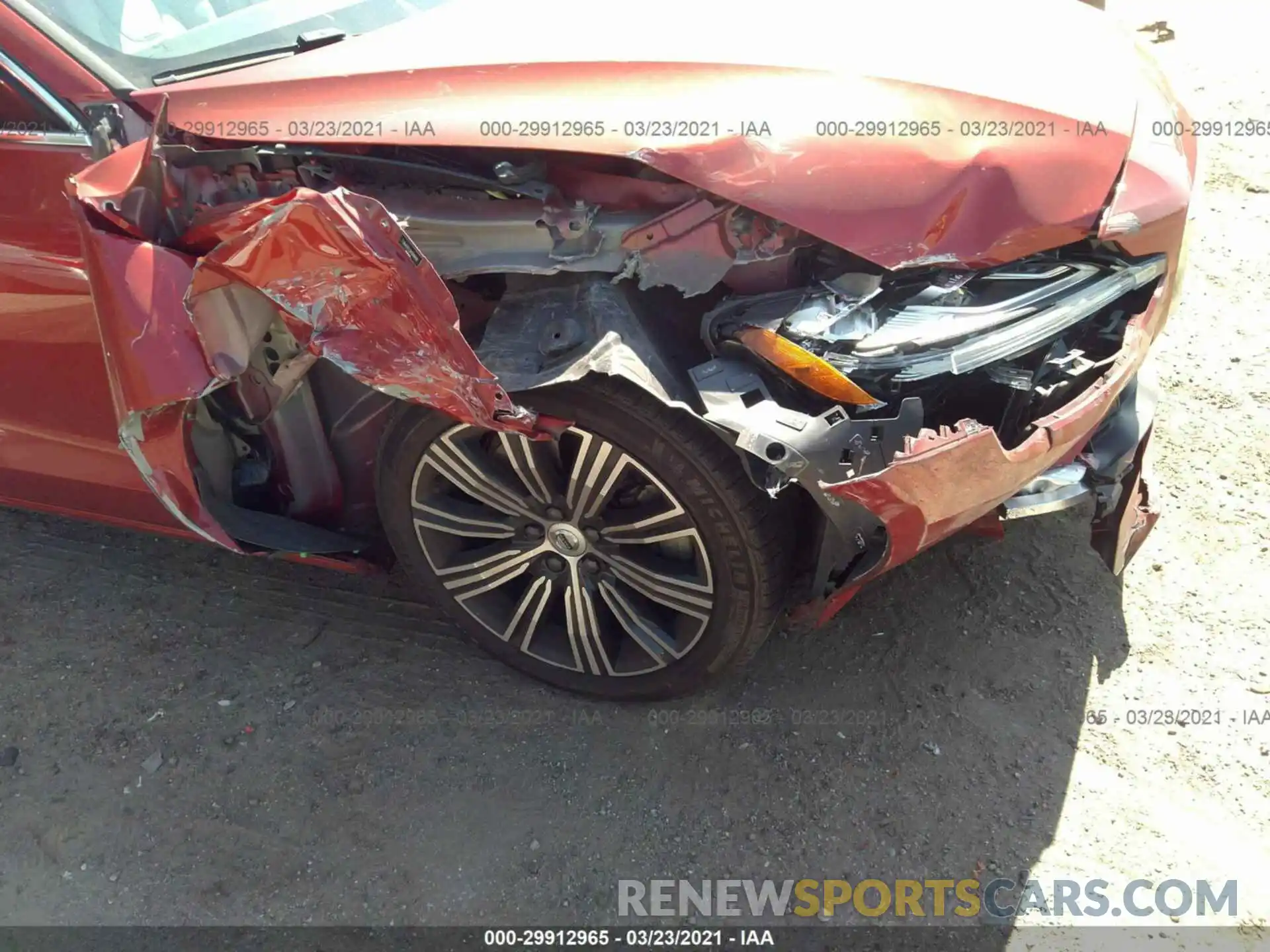 6 Photograph of a damaged car 7JRA22TL5KG010938 VOLVO S60 2019