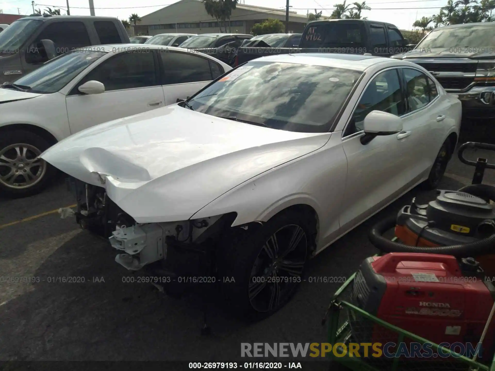 2 Photograph of a damaged car 7JRA22TL5KG016660 VOLVO S60 2019