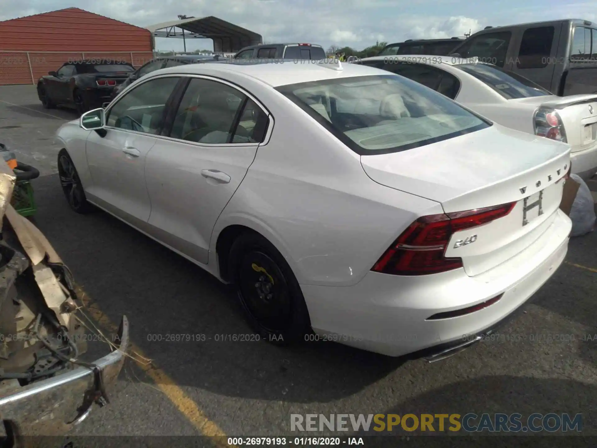 3 Photograph of a damaged car 7JRA22TL5KG016660 VOLVO S60 2019