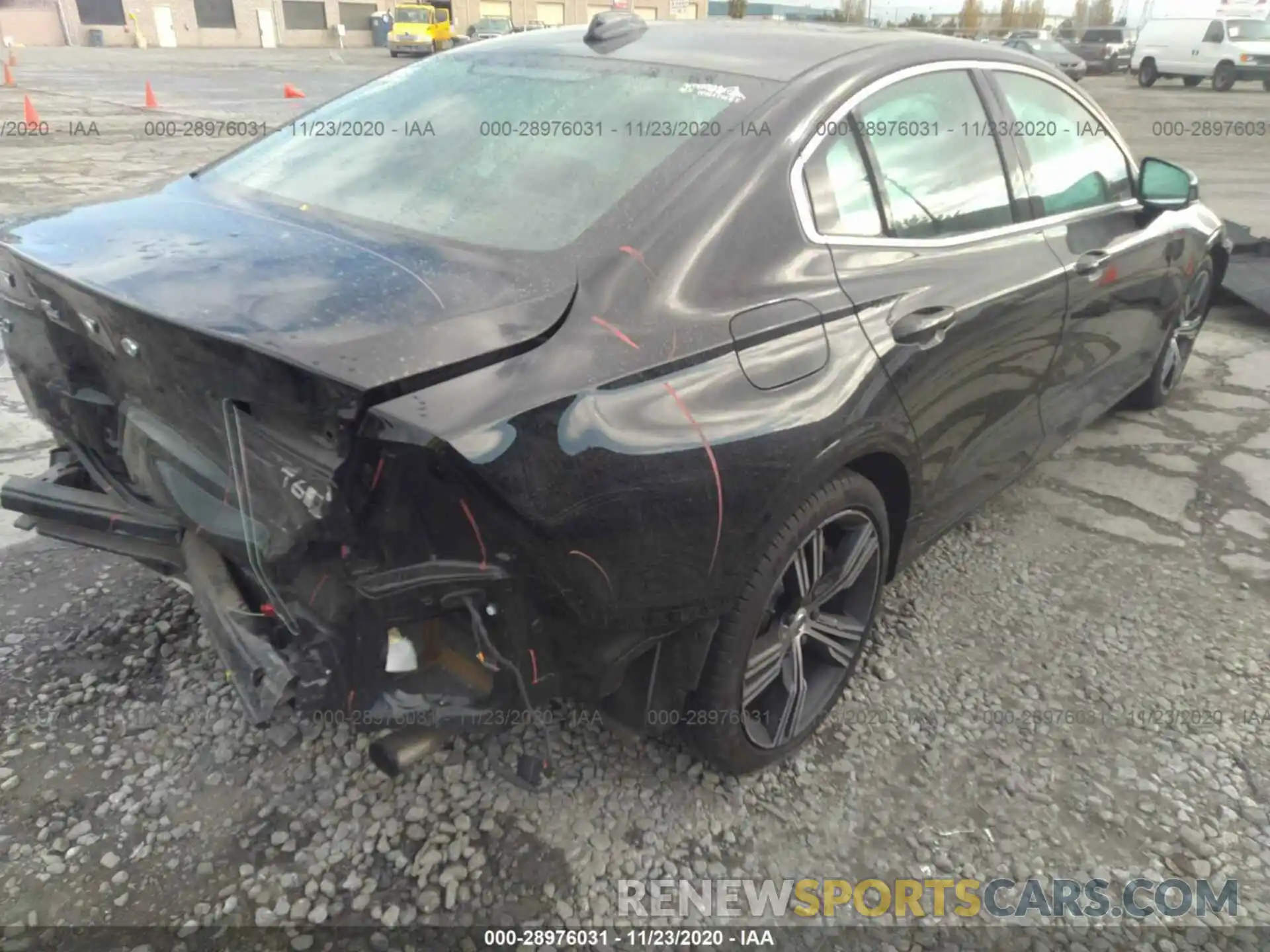4 Фотография поврежденного автомобиля 7JRA22TL6KG005859 VOLVO S60 2019