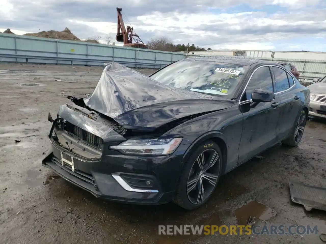 2 Photograph of a damaged car 7JRA22TL6KG012407 VOLVO S60 2019