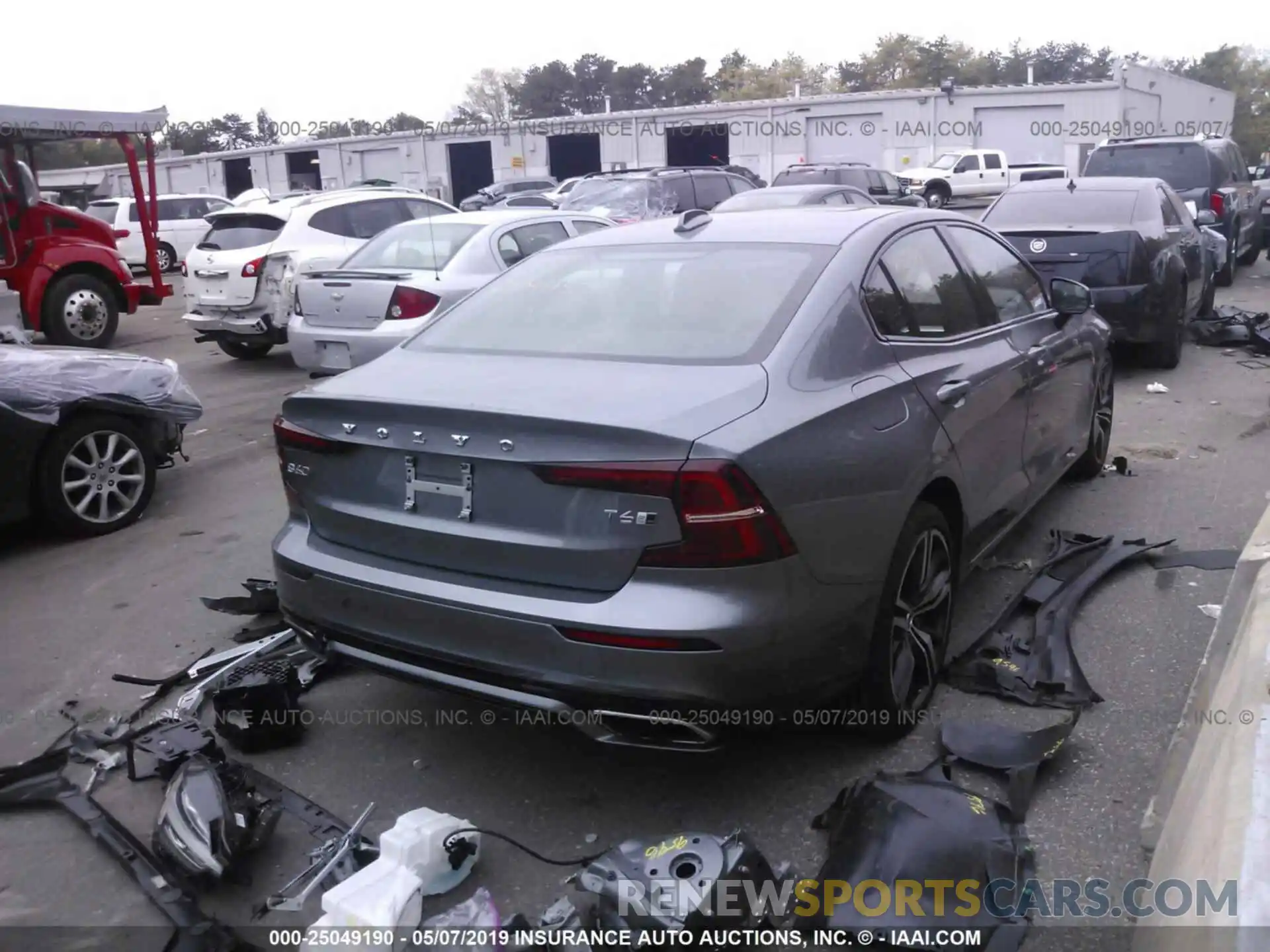 4 Фотография поврежденного автомобиля 7JRA22TM0KG004778 VOLVO S60 2019