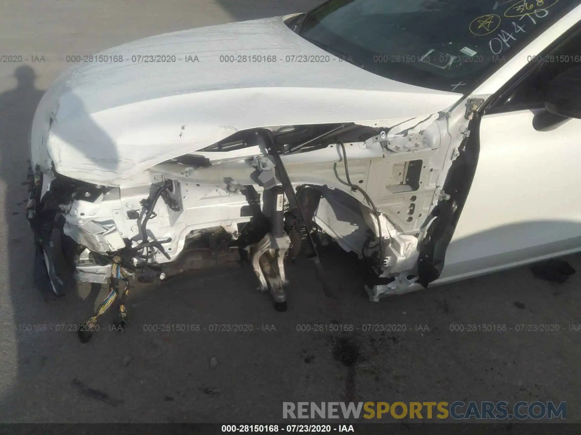 6 Photograph of a damaged car 7JRA22TM0KG014470 VOLVO S60 2019