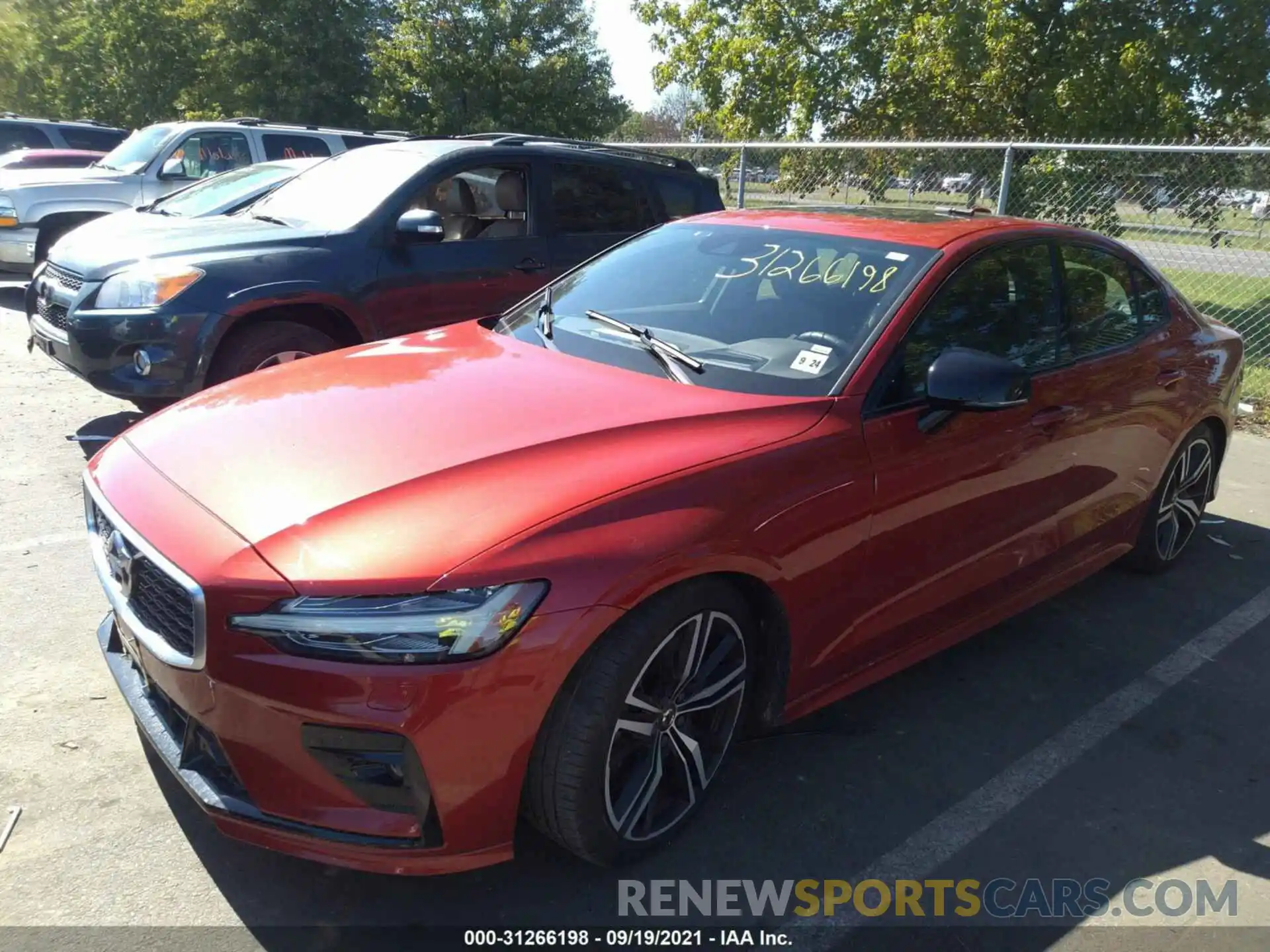 2 Photograph of a damaged car 7JRA22TM2KG002756 VOLVO S60 2019