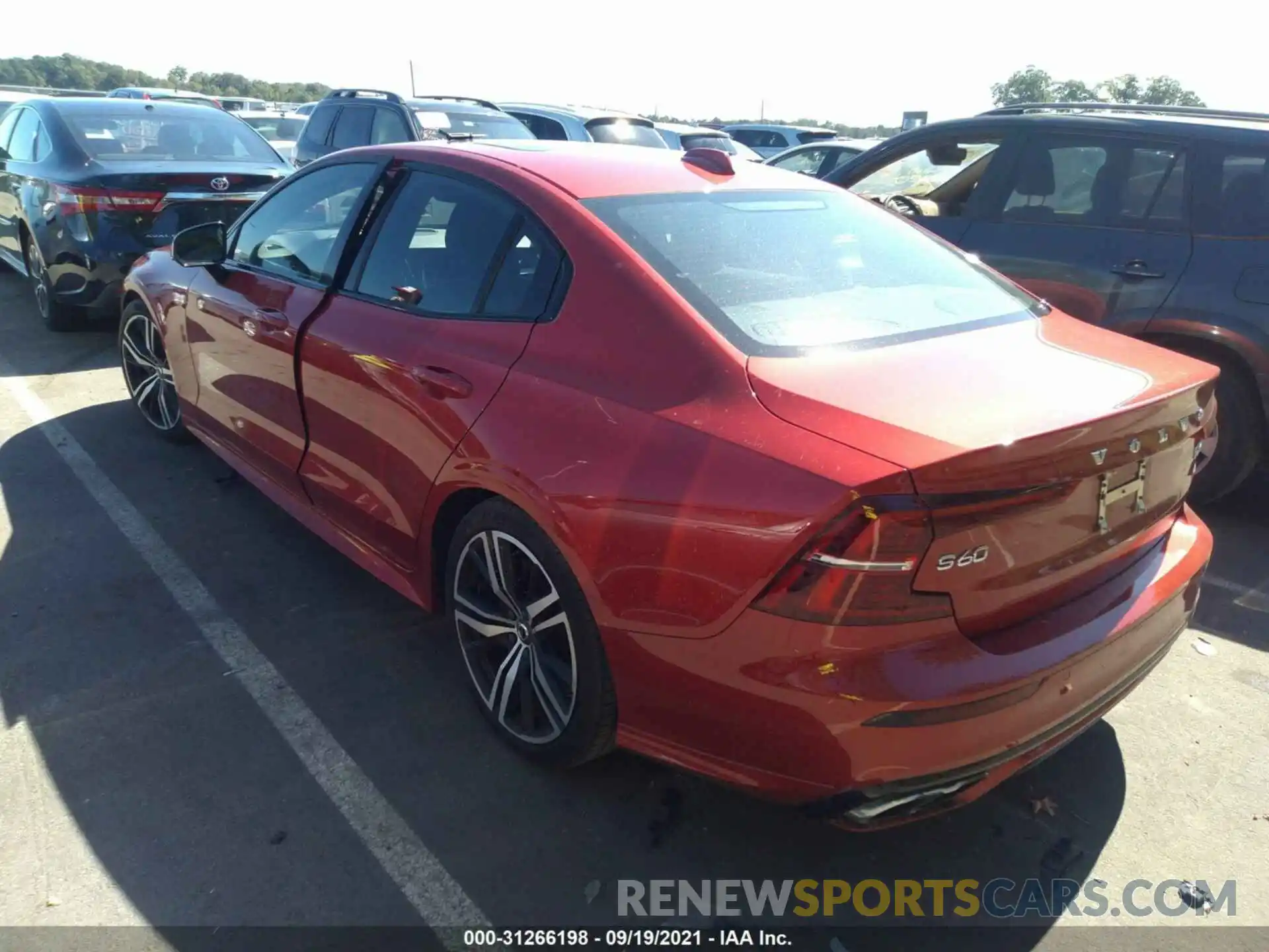 3 Photograph of a damaged car 7JRA22TM2KG002756 VOLVO S60 2019