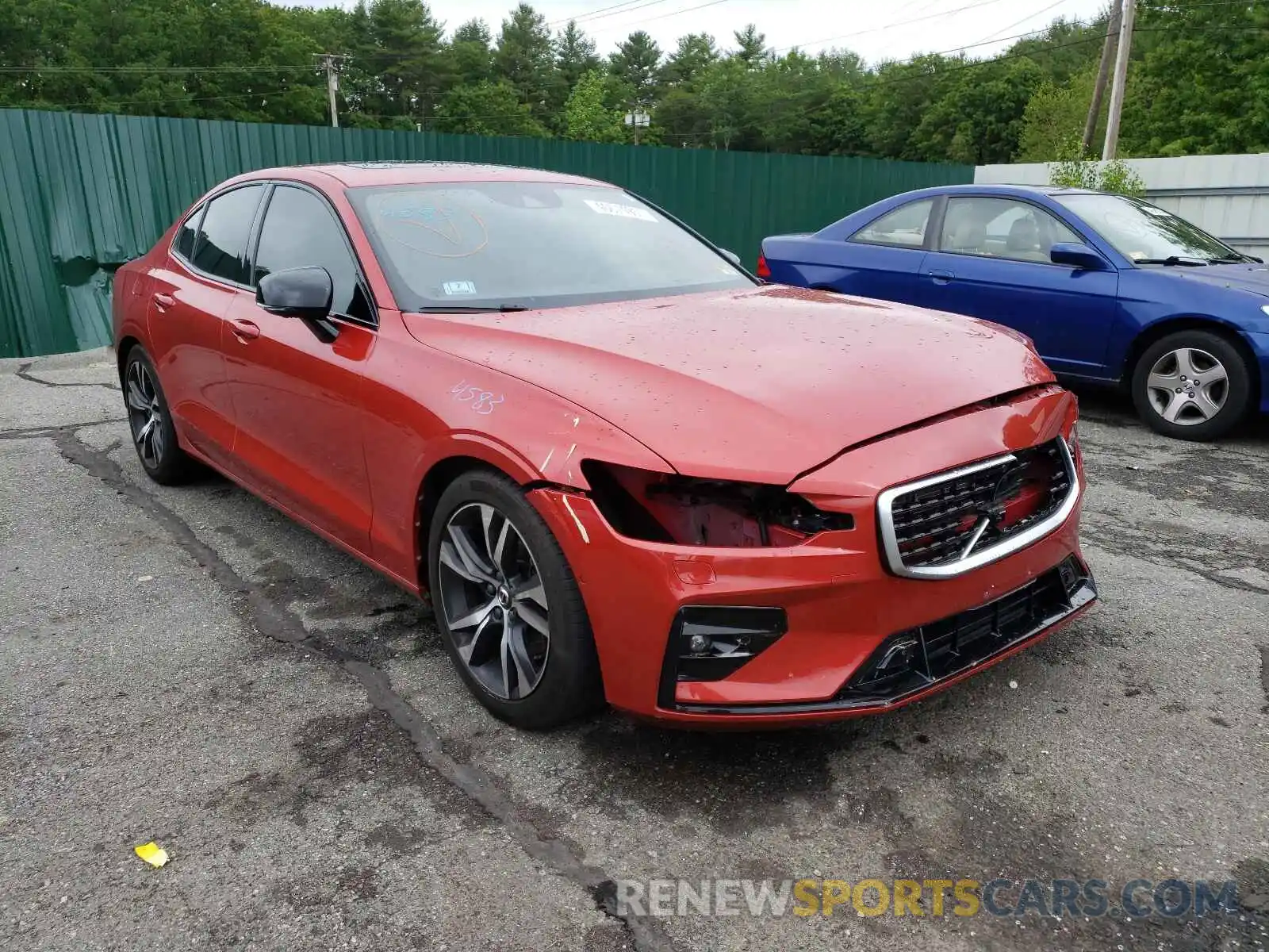 1 Photograph of a damaged car 7JRA22TM4KG012172 VOLVO S60 2019