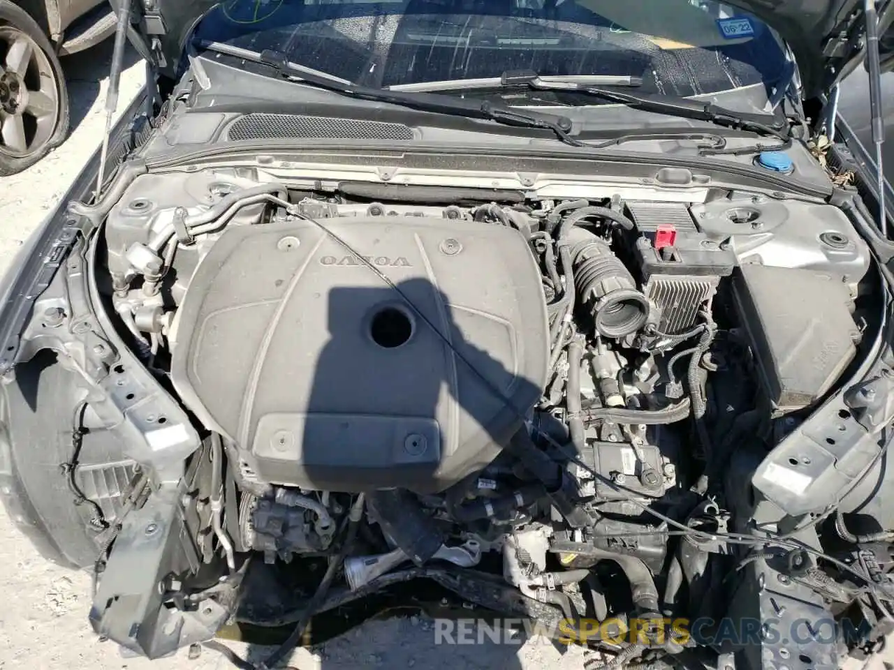 7 Фотография поврежденного автомобиля 7JRA22TM4KG013676 VOLVO S60 2019