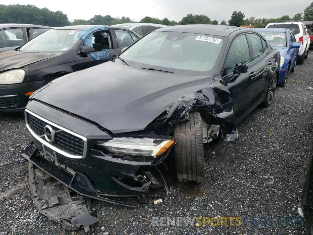 2 Photograph of a damaged car 7JRA22TM5KG016327 VOLVO S60 2019