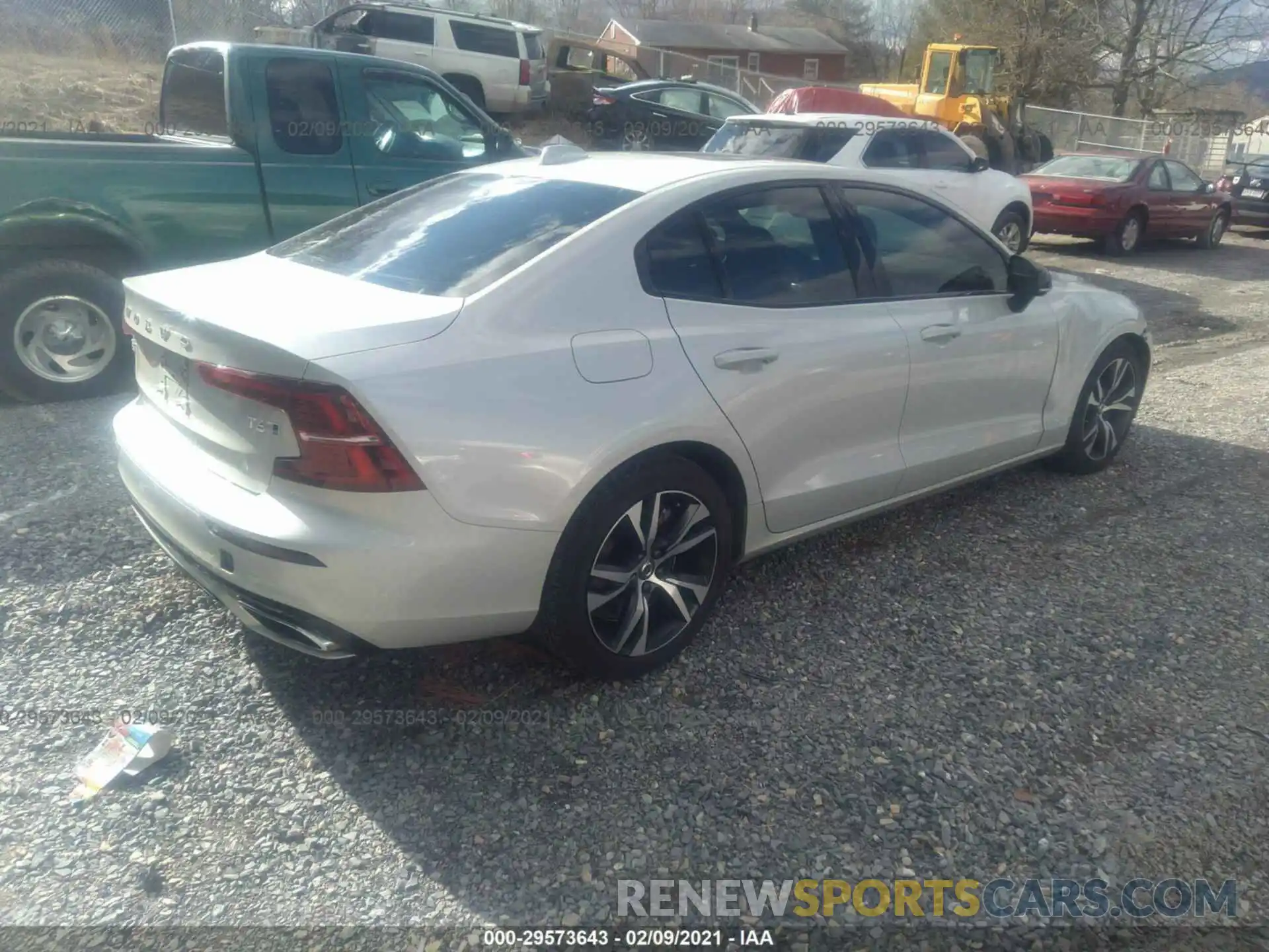 4 Photograph of a damaged car 7JRA22TM6KG014229 VOLVO S60 2019