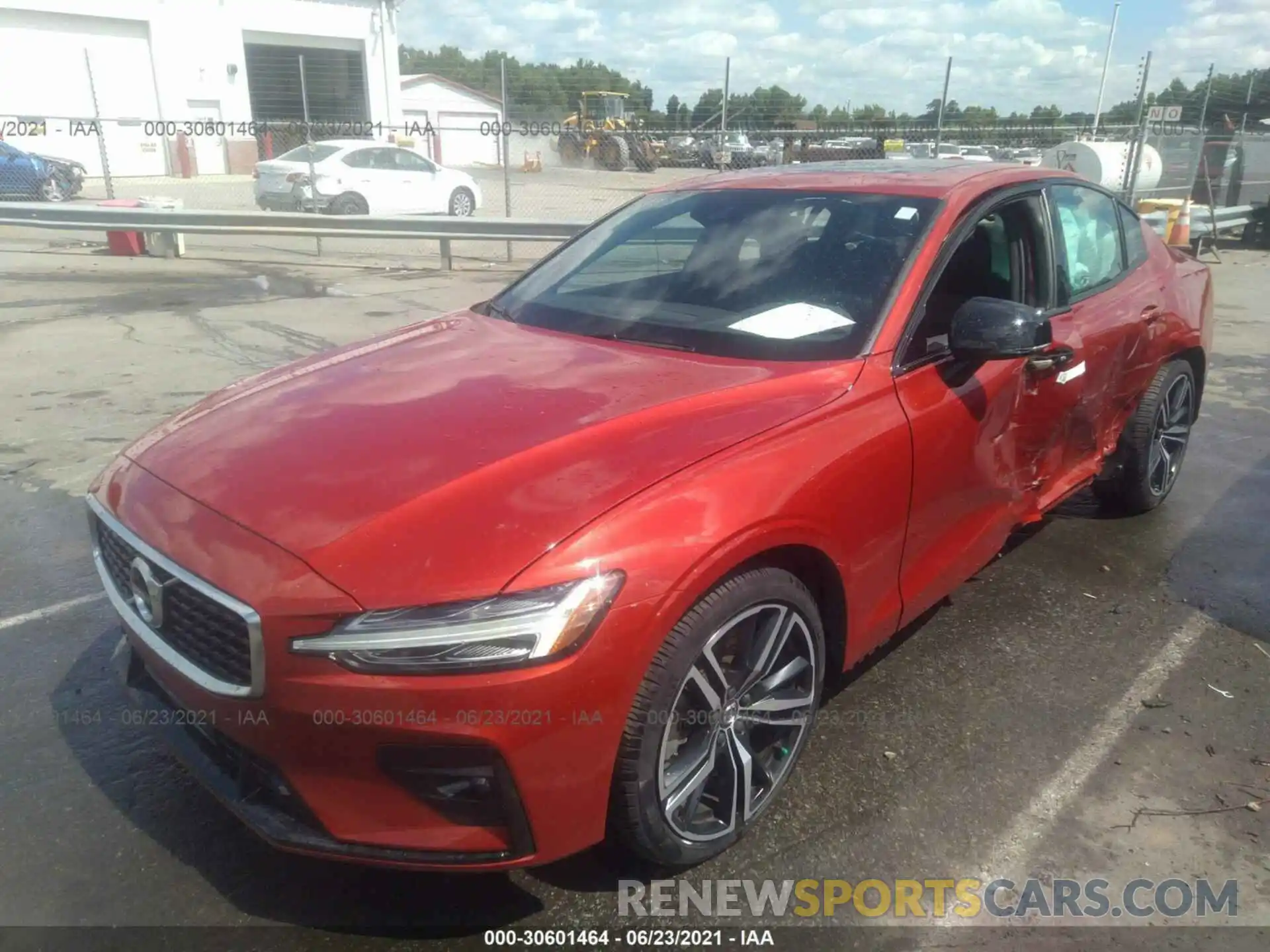 2 Photograph of a damaged car 7JRA22TM6KG018426 VOLVO S60 2019