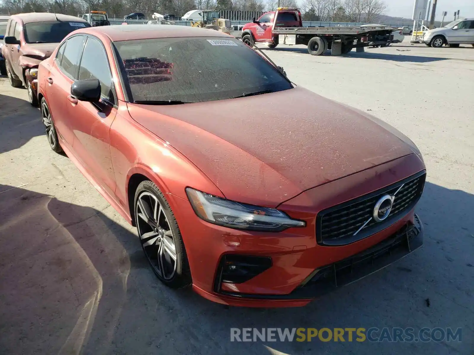 1 Photograph of a damaged car 7JRA22TM7KG000596 VOLVO S60 2019