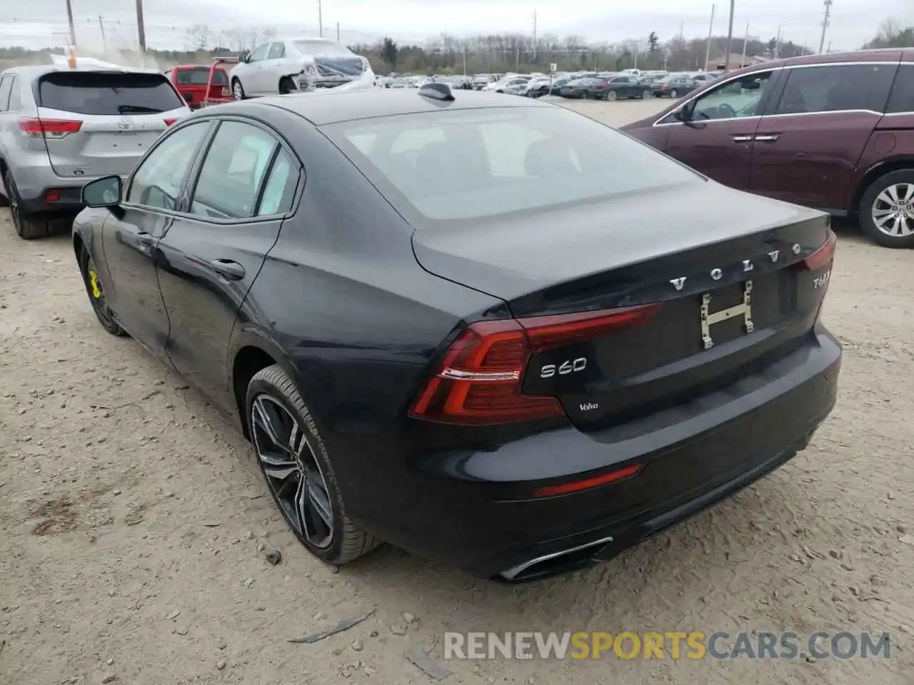 3 Photograph of a damaged car 7JRA22TM7KG005720 VOLVO S60 2019