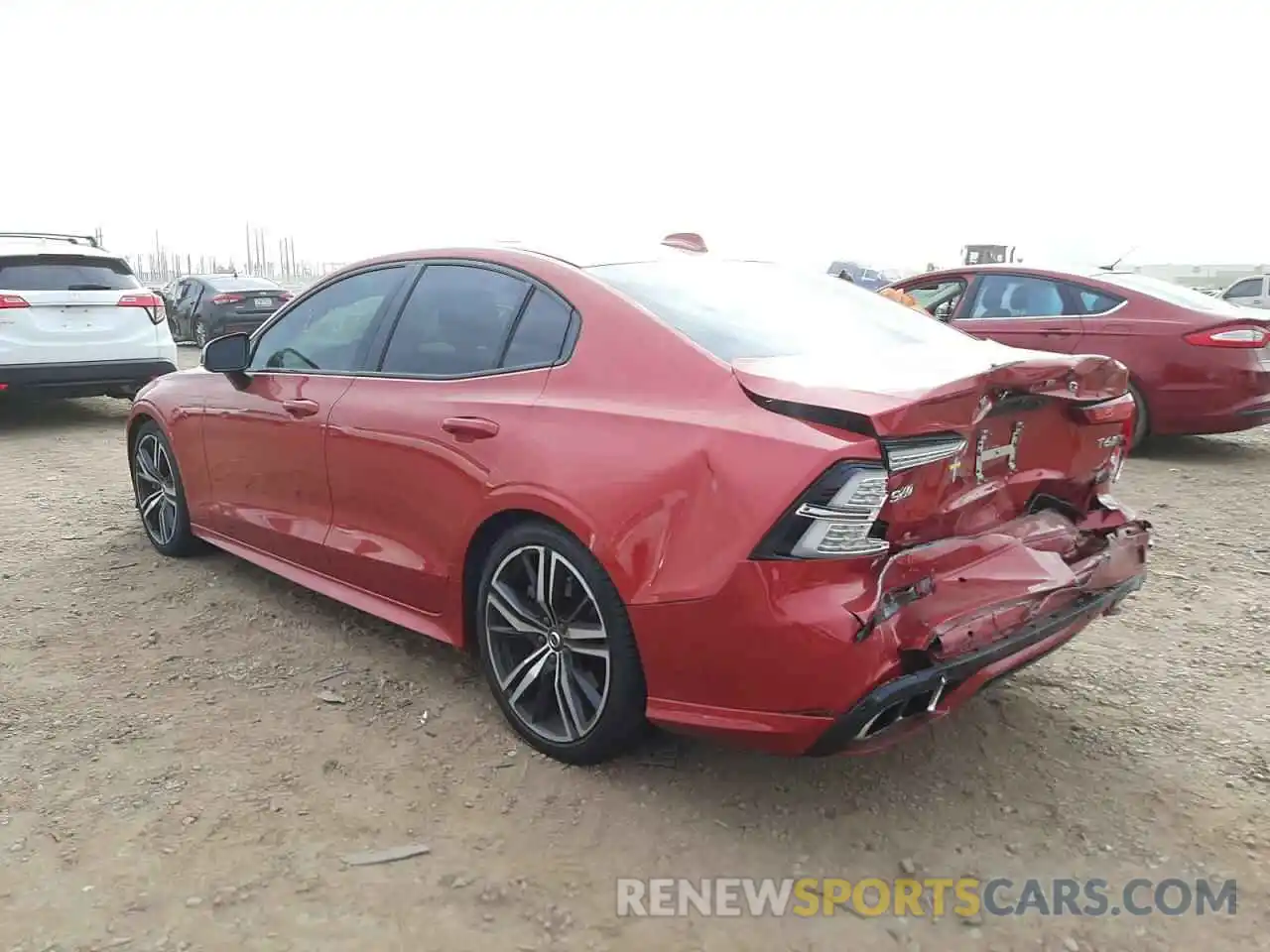 3 Photograph of a damaged car 7JRA22TMXKG000642 VOLVO S60 2019