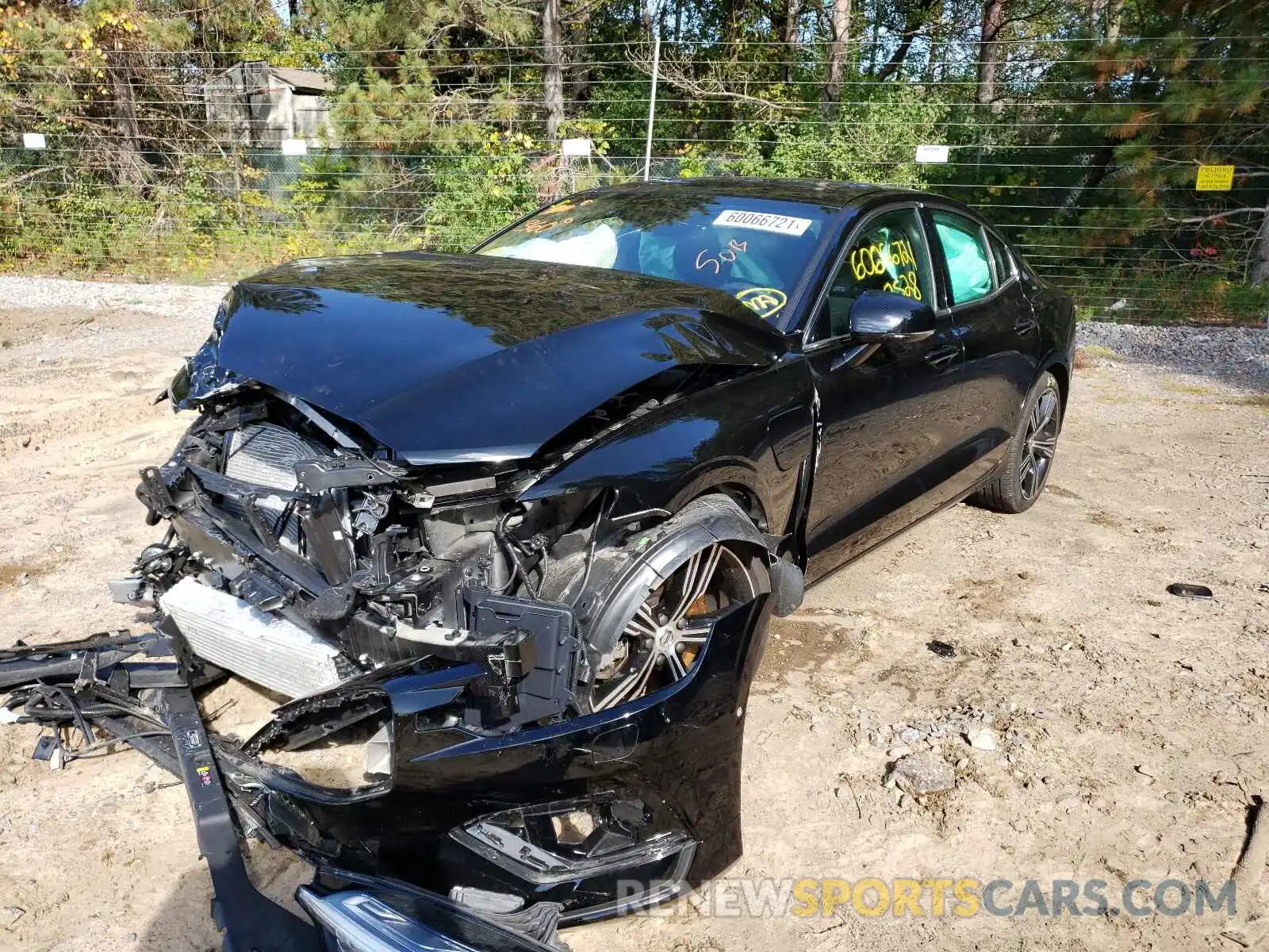 2 Photograph of a damaged car 7JRBR0FL7KG013212 VOLVO S60 2019