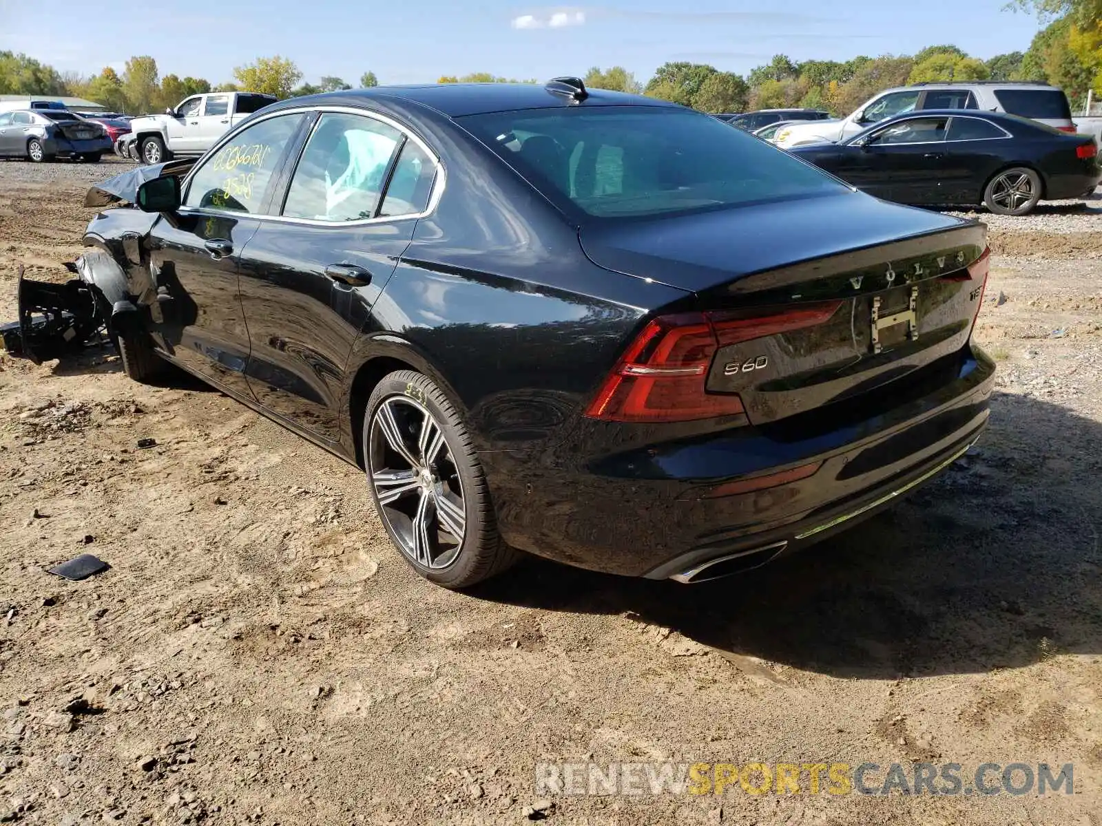 3 Photograph of a damaged car 7JRBR0FL7KG013212 VOLVO S60 2019