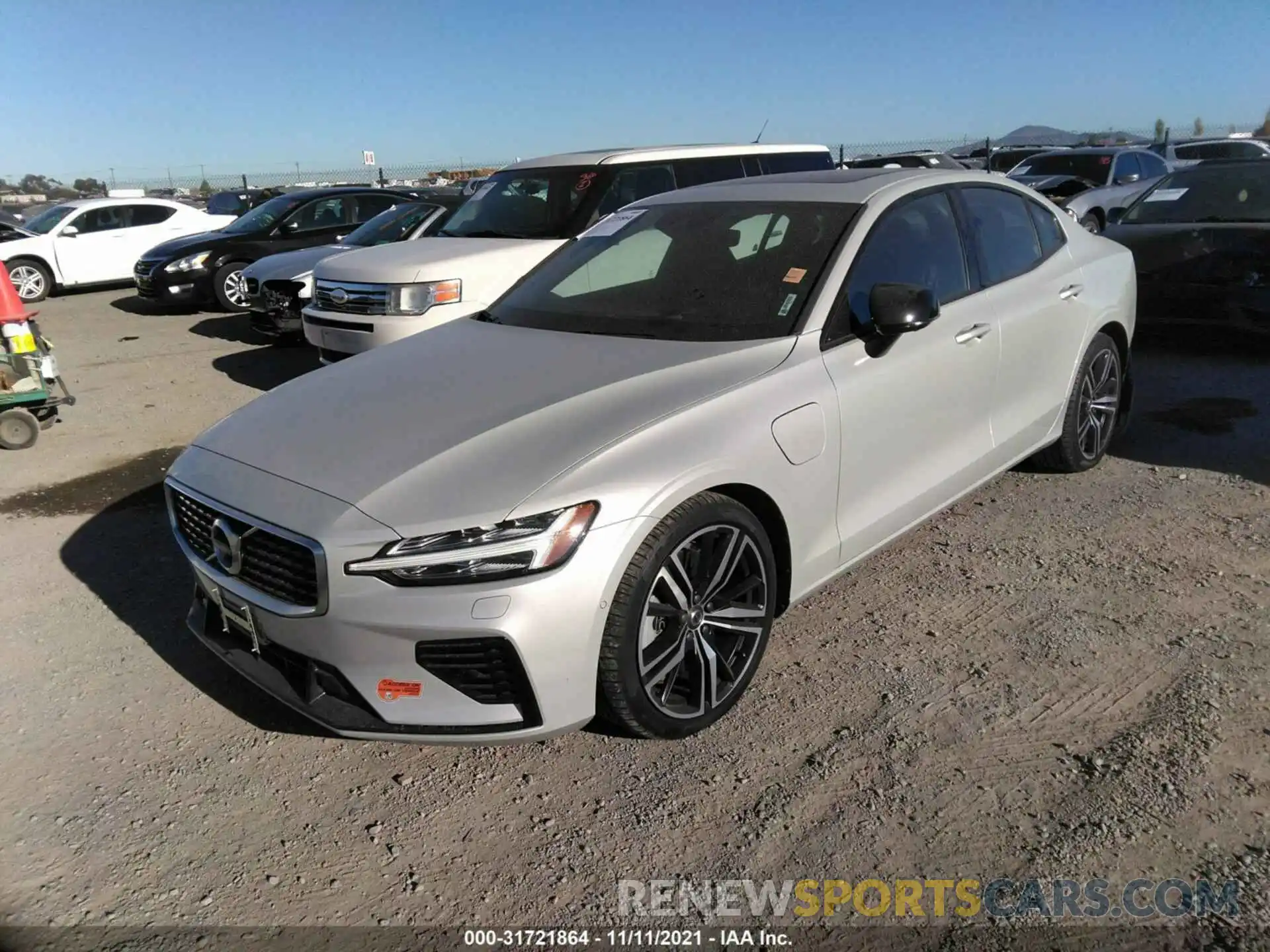 2 Photograph of a damaged car 7JRBR0FM6KG017406 VOLVO S60 2019