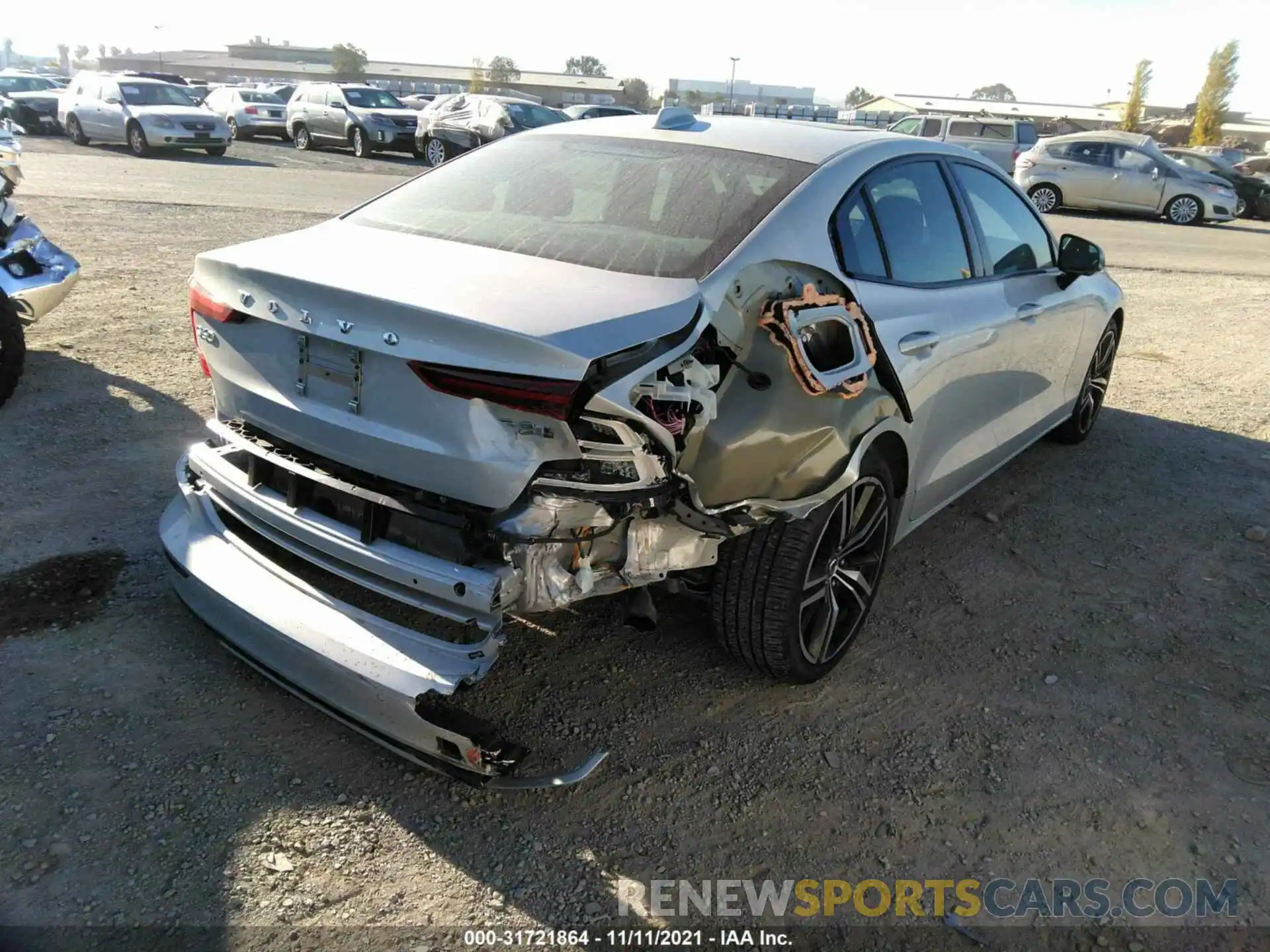 4 Photograph of a damaged car 7JRBR0FM6KG017406 VOLVO S60 2019