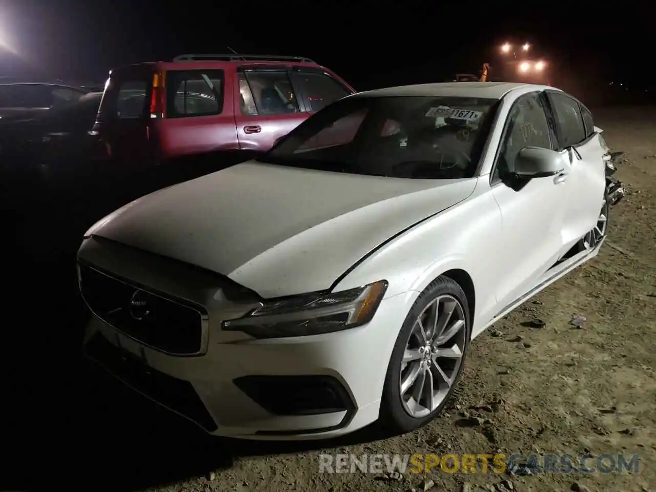 2 Photograph of a damaged car 7JR102FK0LG036857 VOLVO S60 2020