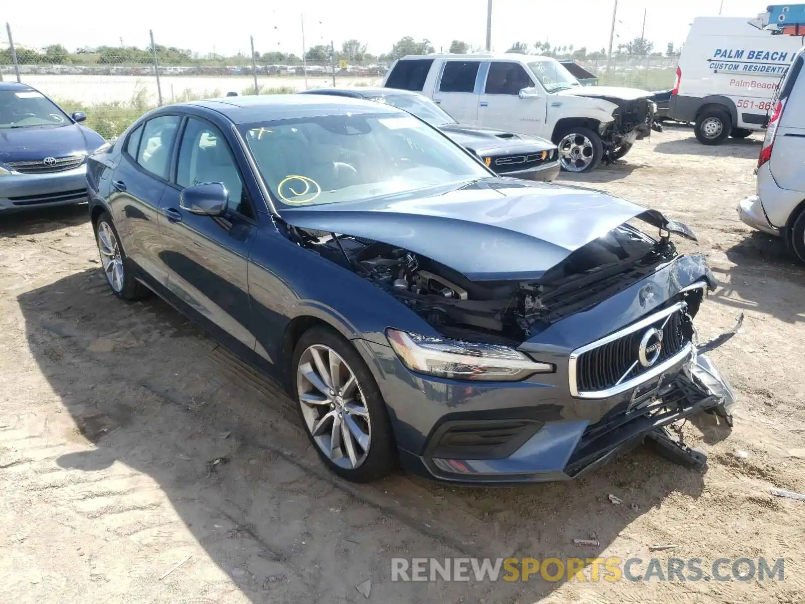 1 Photograph of a damaged car 7JR102FK1LG040089 VOLVO S60 2020