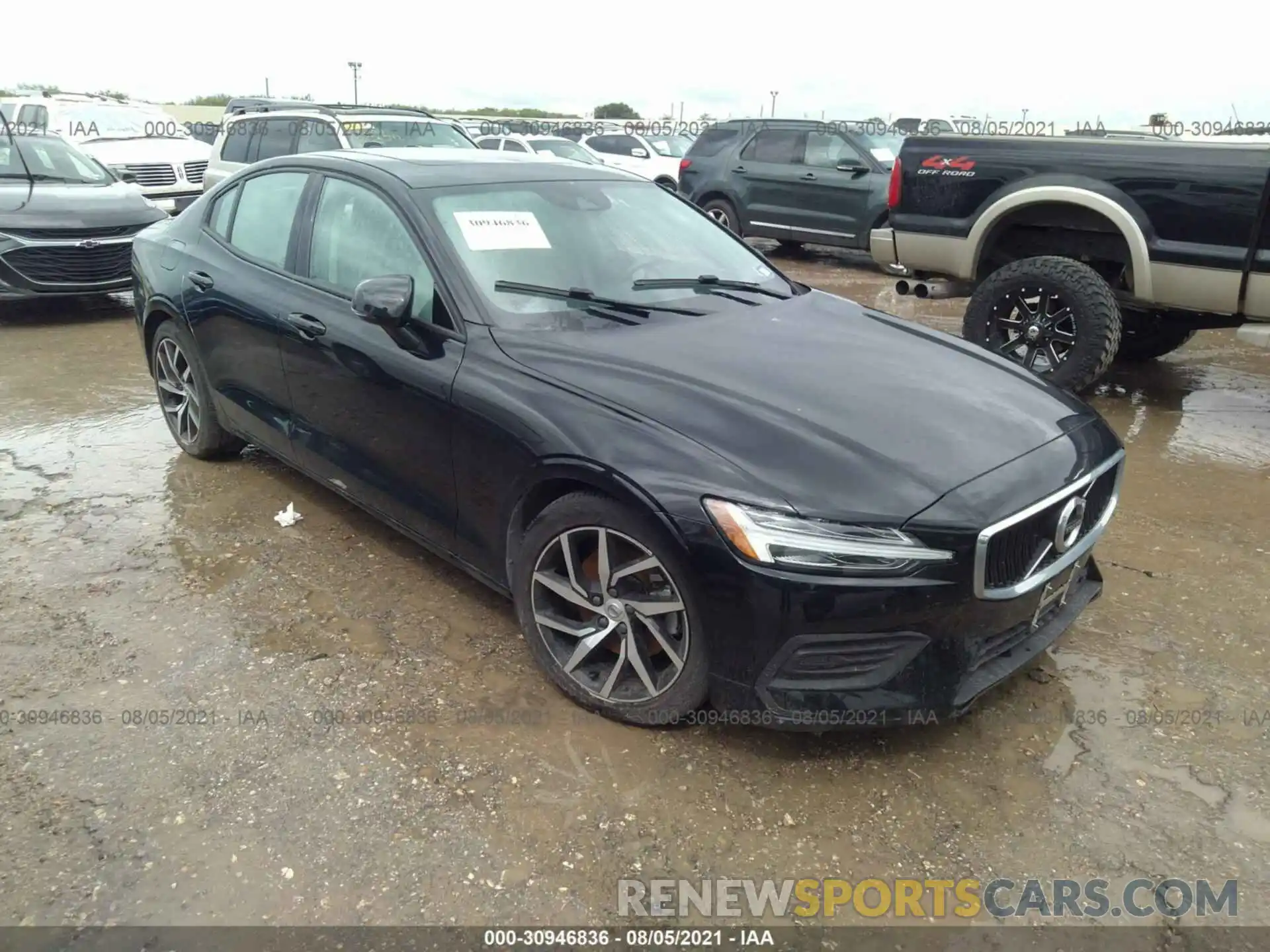 1 Photograph of a damaged car 7JR102FK2LG050176 VOLVO S60 2020