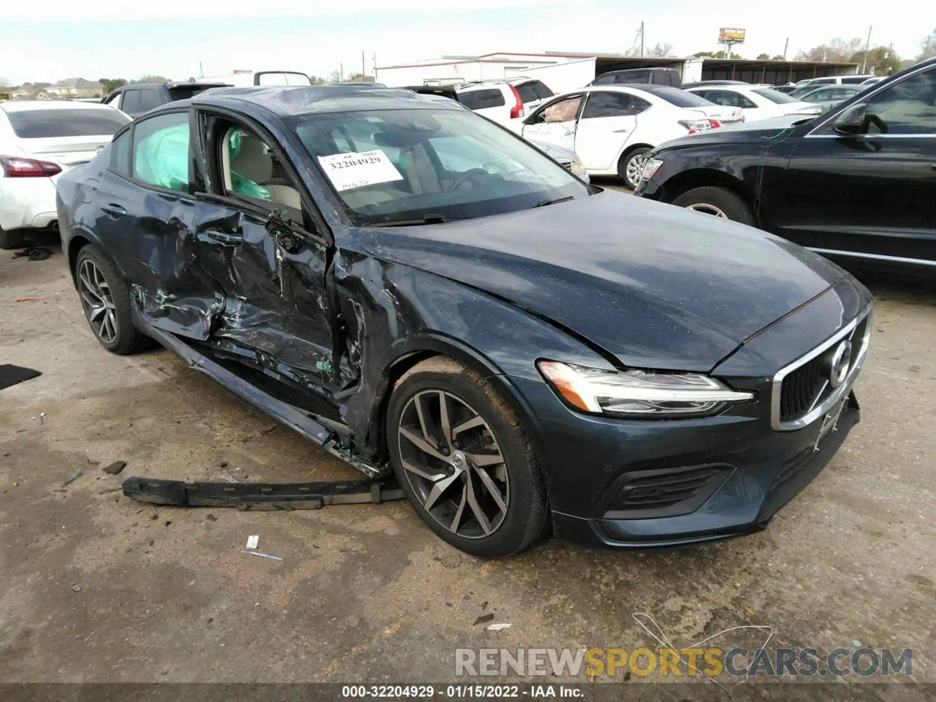 1 Photograph of a damaged car 7JR102FK2LG065423 VOLVO S60 2020