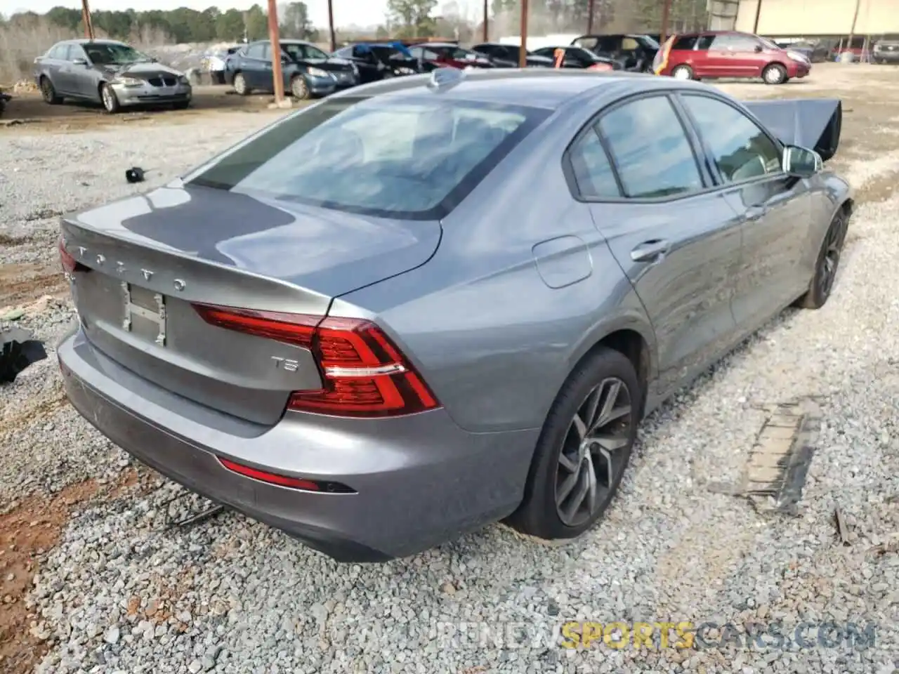 4 Photograph of a damaged car 7JR102FK2LG072565 VOLVO S60 2020