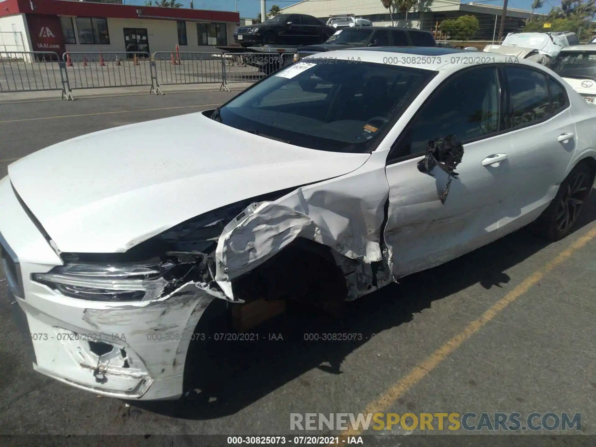 6 Photograph of a damaged car 7JR102FK3LG034696 VOLVO S60 2020