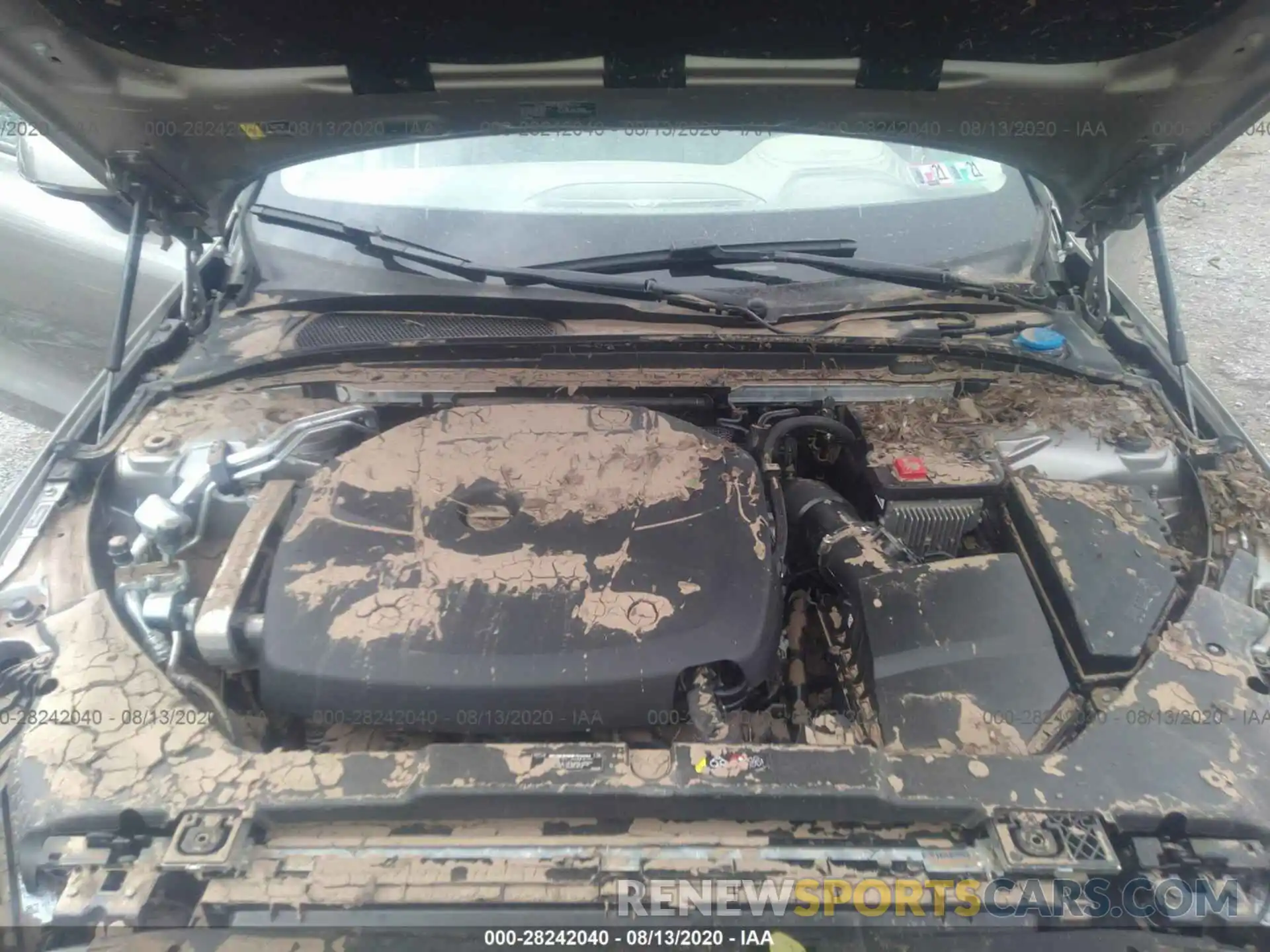 10 Photograph of a damaged car 7JR102FK4LG072535 VOLVO S60 2020