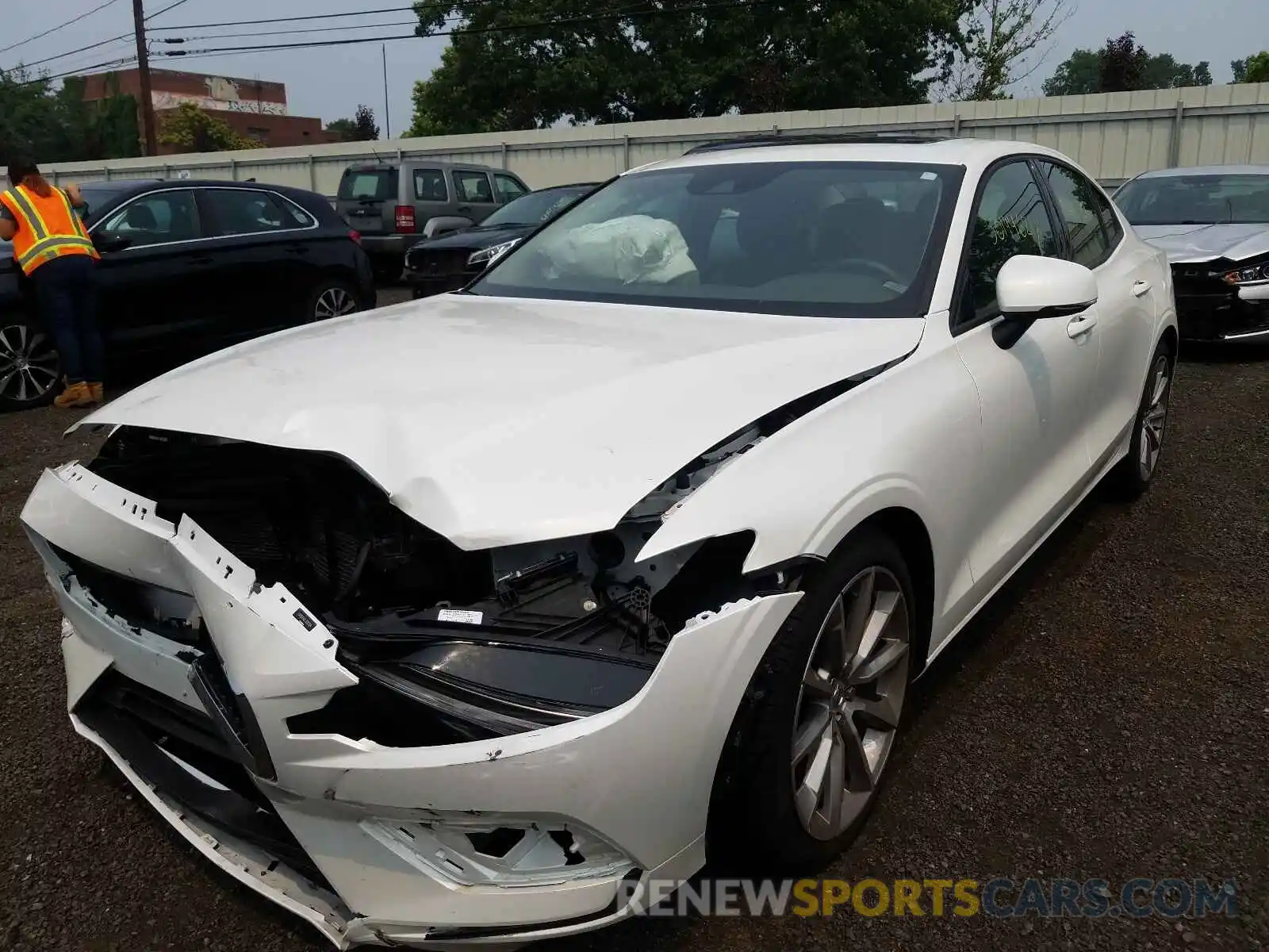 2 Photograph of a damaged car 7JR102FK6LG053694 VOLVO S60 2020