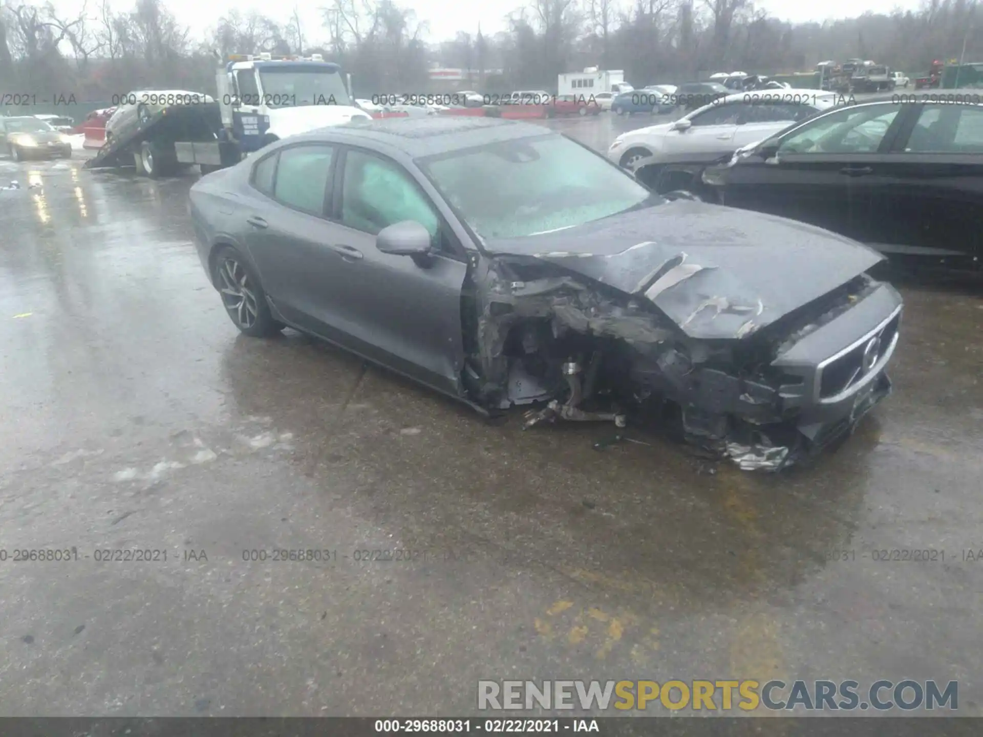 1 Photograph of a damaged car 7JR102FK8LG042292 VOLVO S60 2020