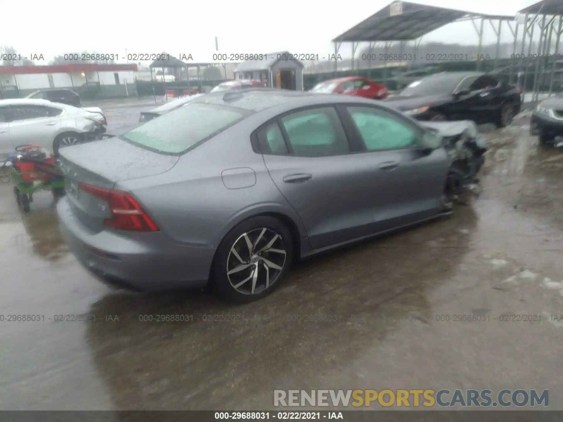 4 Photograph of a damaged car 7JR102FK8LG042292 VOLVO S60 2020