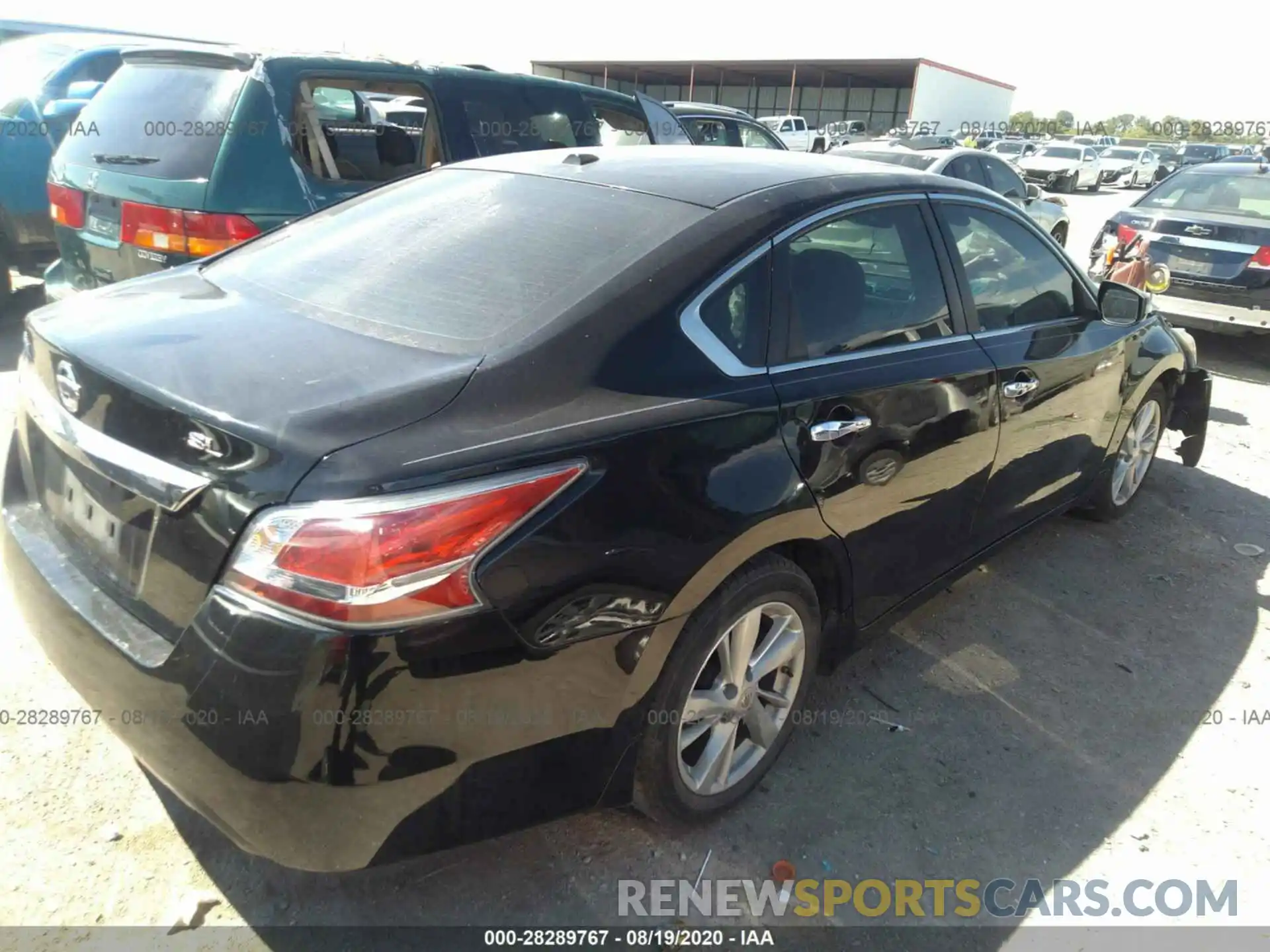 4 Photograph of a damaged car 7JR102FK8LG066107 VOLVO S60 2020