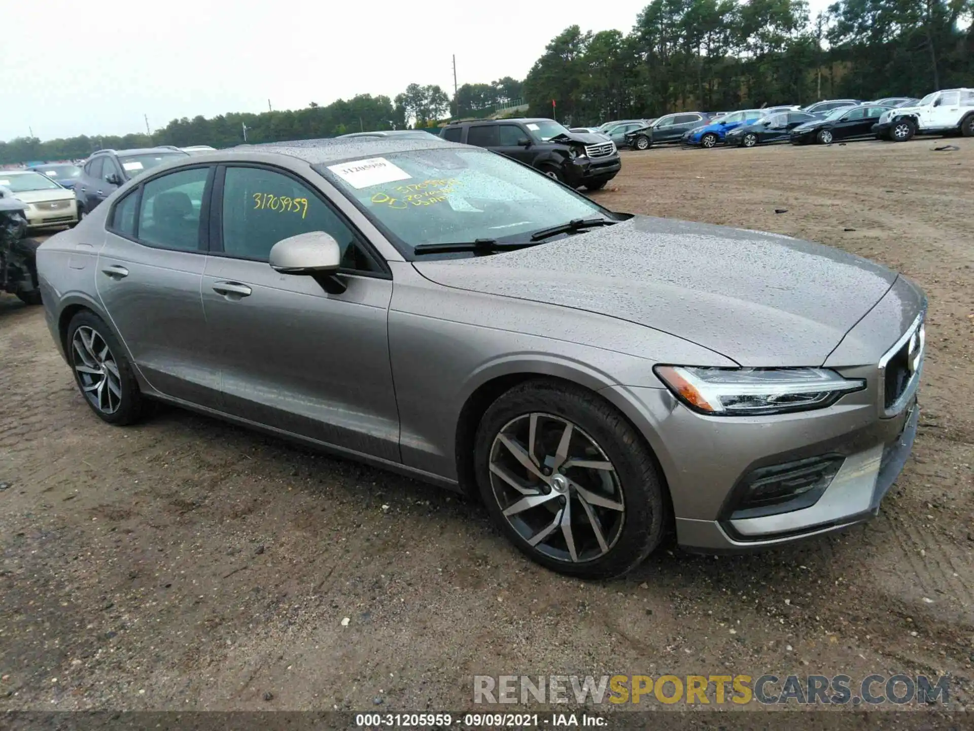 1 Photograph of a damaged car 7JR102FK9LG035660 VOLVO S60 2020