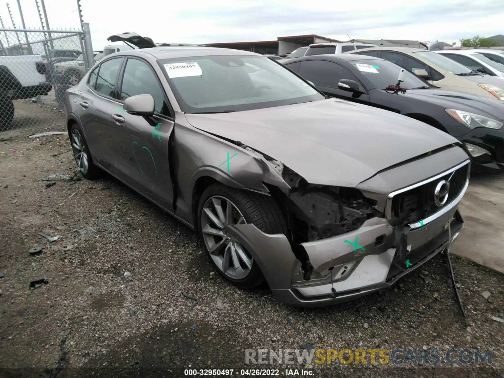 1 Photograph of a damaged car 7JR102FKXLG042083 VOLVO S60 2020