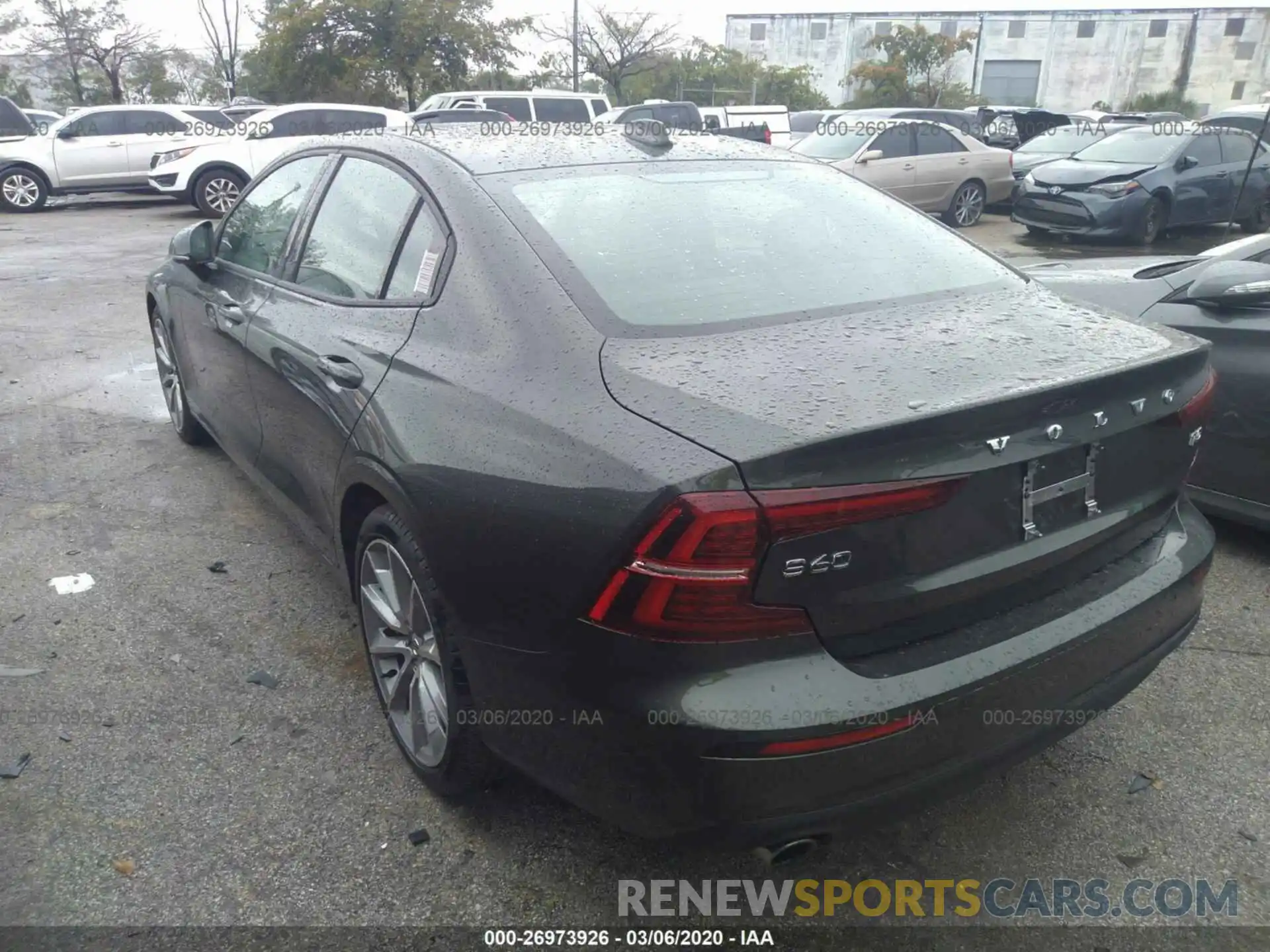 3 Photograph of a damaged car 7JR102FKXLG043668 VOLVO S60 2020