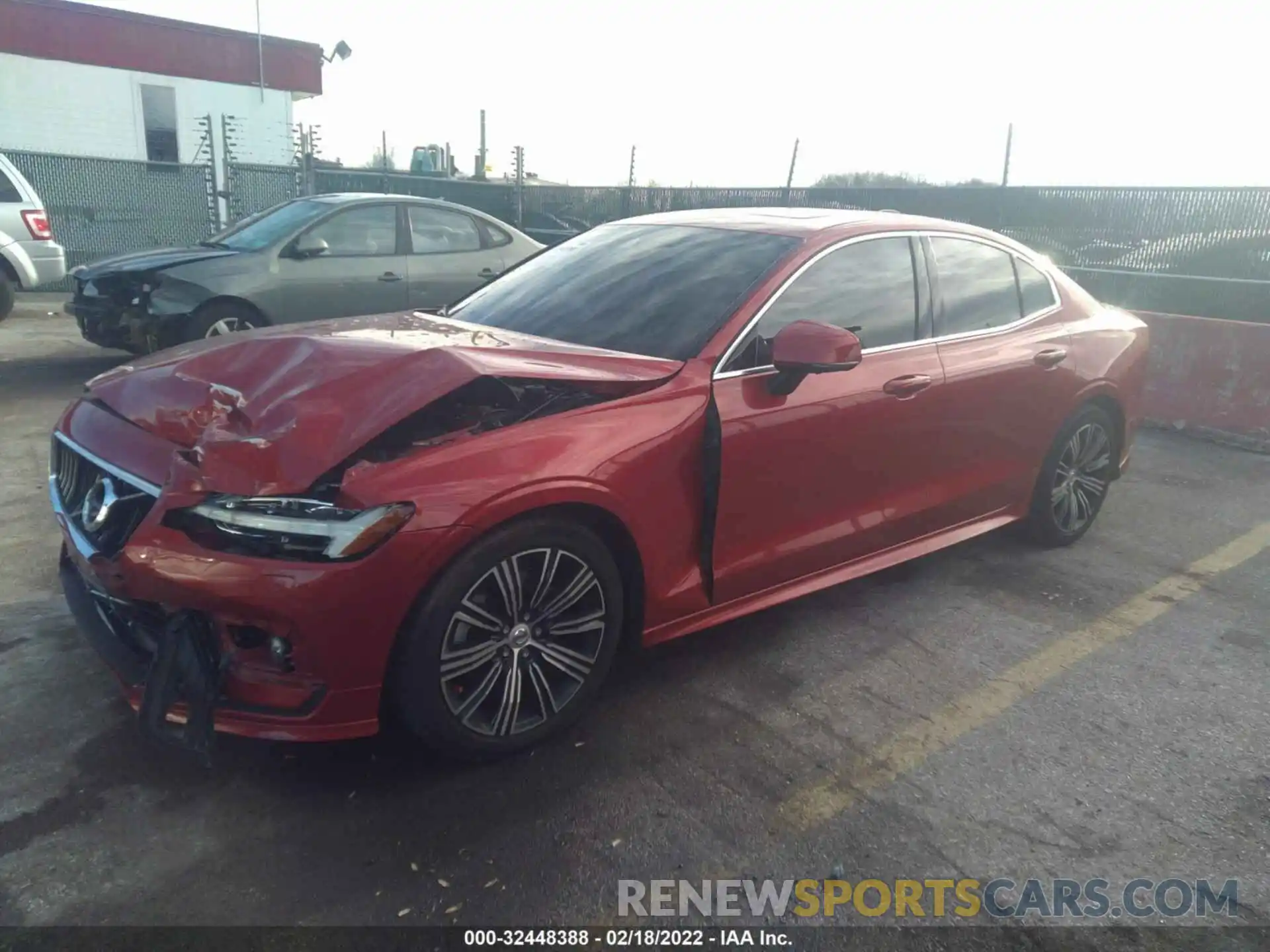 2 Photograph of a damaged car 7JR102FL6LG031798 VOLVO S60 2020