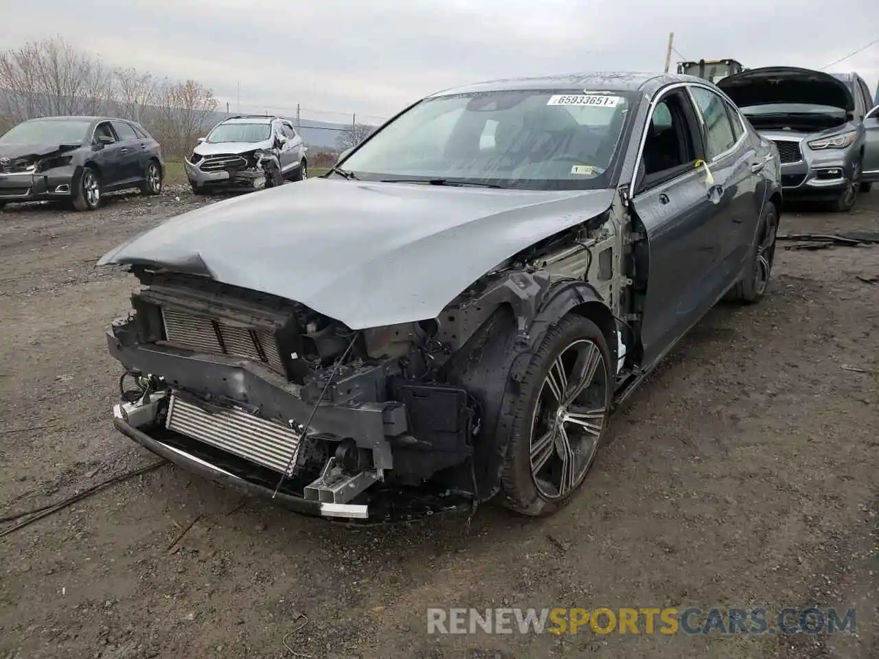 2 Photograph of a damaged car 7JR102FL7LG040770 VOLVO S60 2020