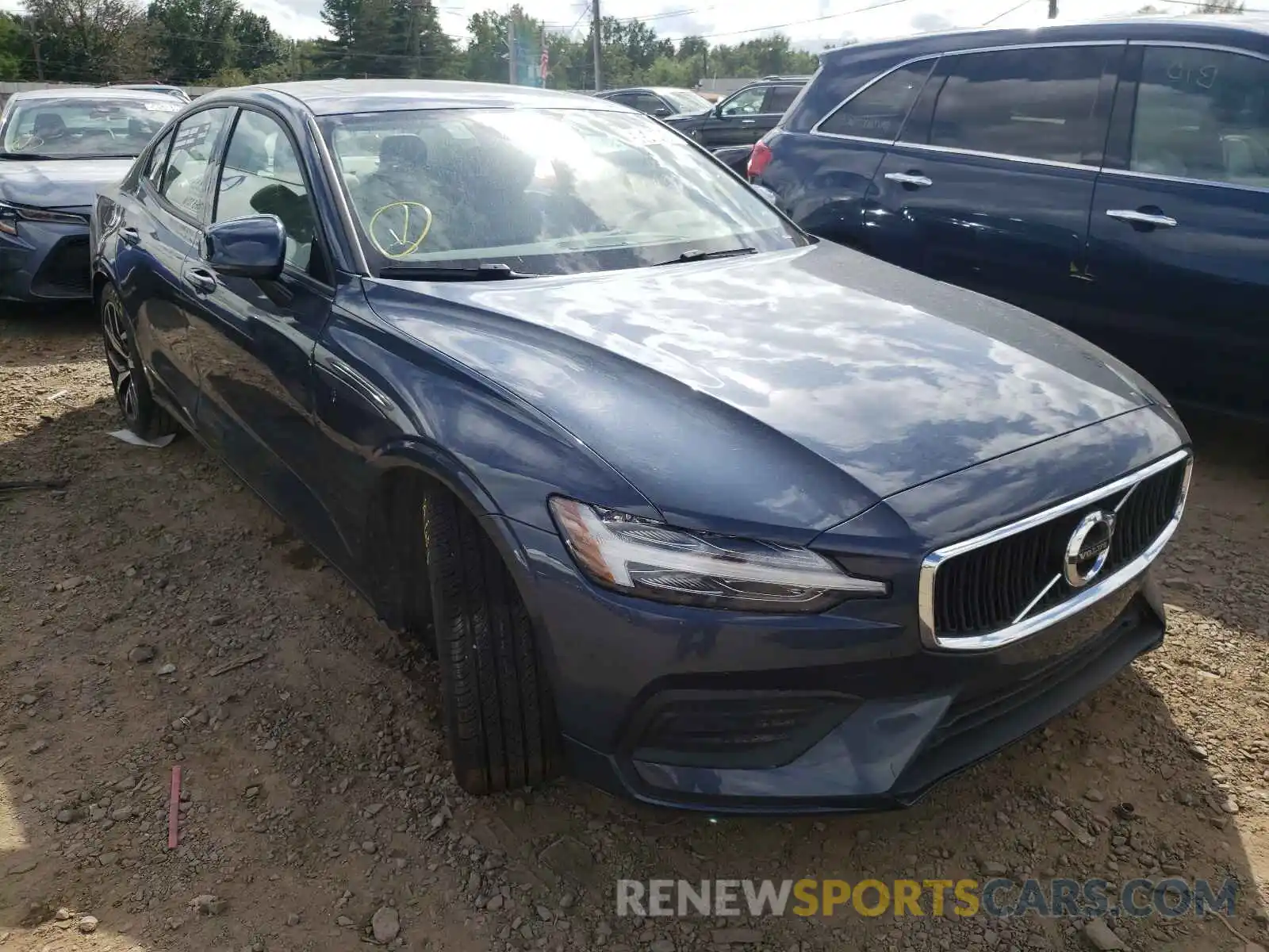 1 Photograph of a damaged car 7JRA22TK0LG072935 VOLVO S60 2020