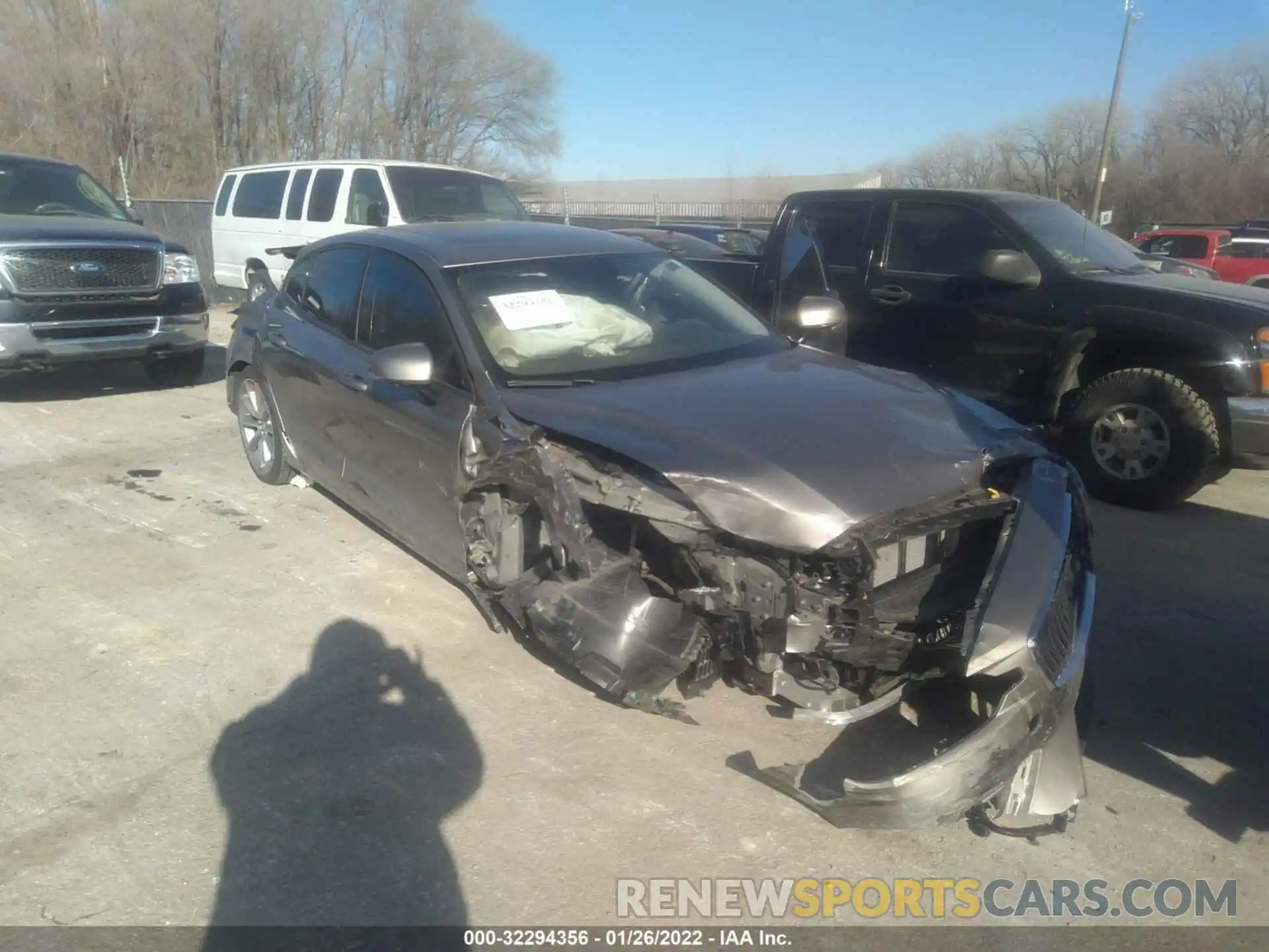 1 Photograph of a damaged car 7JRA22TK1LG065024 VOLVO S60 2020